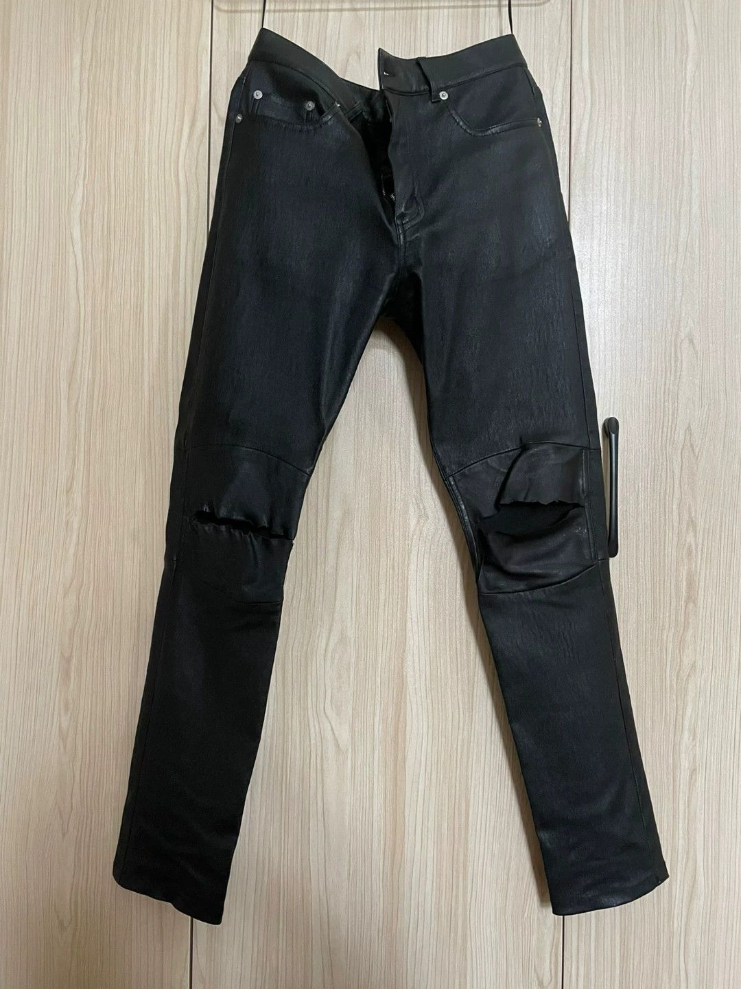 Saint Laurent Paris Saint Laurent Paris Sheepskin knife cuts jeans Size US 32 / EU 48 - 2 Thumbnail
