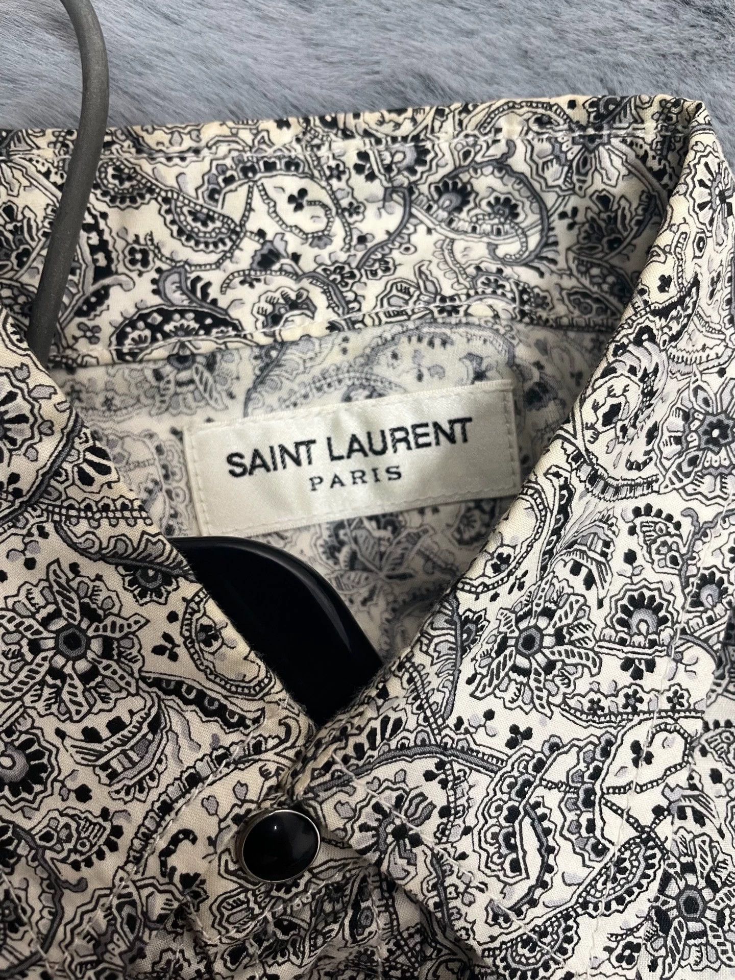 Saint Laurent Paris Saint Laurent Paris Cashew flower shirt Size US M / EU 48-50 / 2 - 3 Thumbnail
