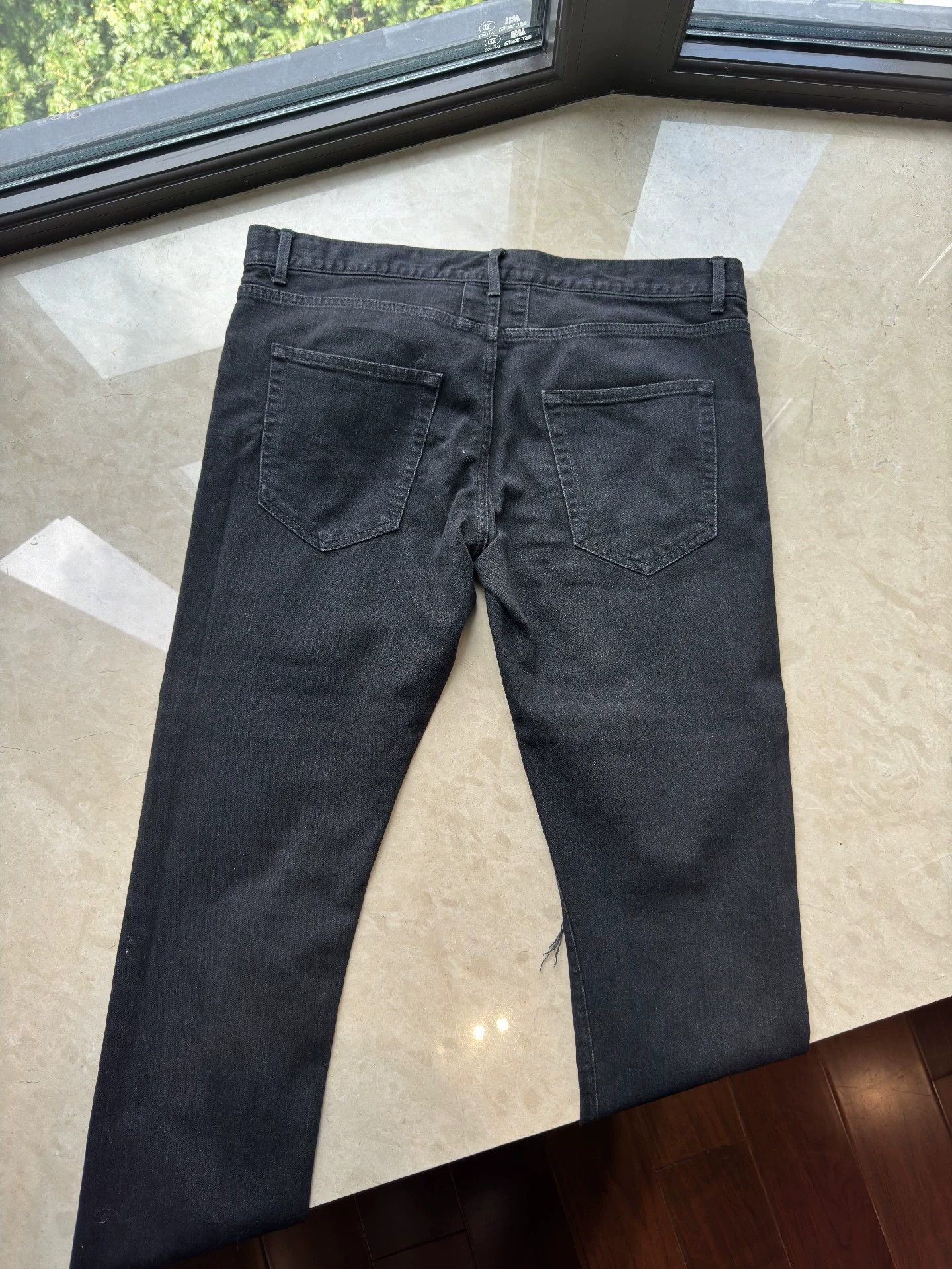 Saint Laurent Paris Saint Laurent Paris Men's ripped jeans Size US 33 - 2 Thumbnail