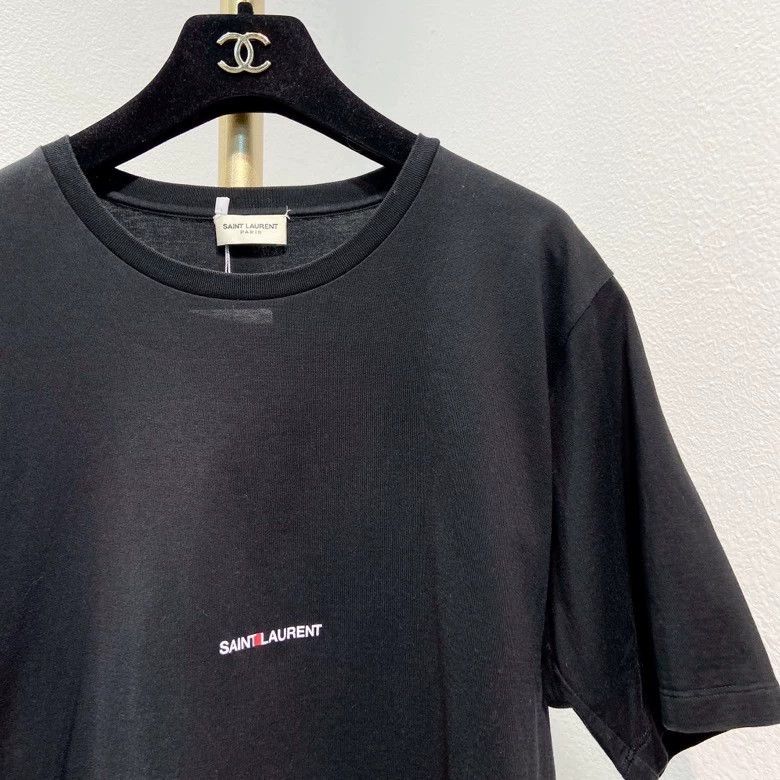 Saint Laurent Paris Saint Laurent Paris Basic logo short sleeved shirt Size US S / EU 44-46 / 1 - 3 Thumbnail