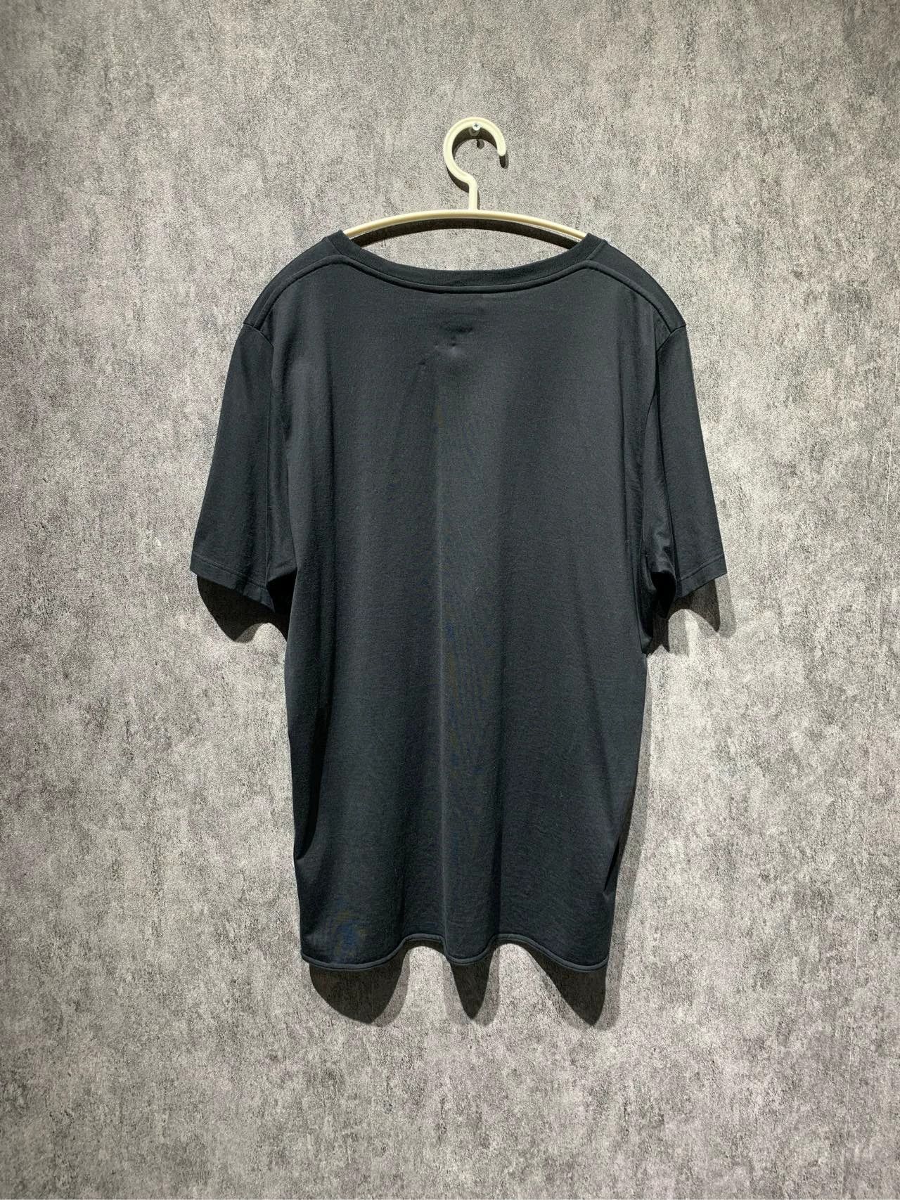 Saint Laurent Paris Saint Laurent Paris Basic logo short sleeved shirt Size US XL / EU 56 / 4 - 2 Thumbnail