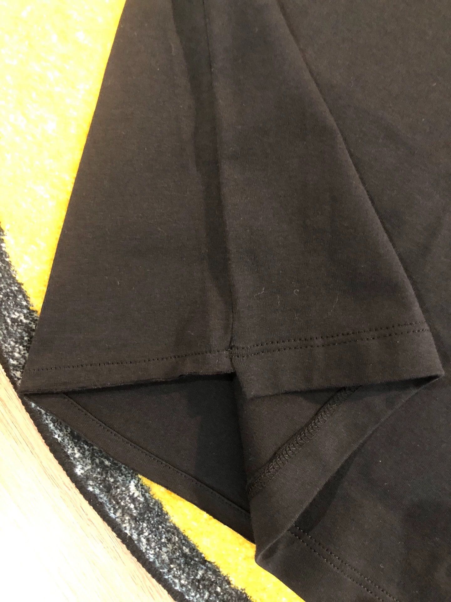 Saint Laurent Paris Saint Laurent Paris Basic logo short sleeved shirt Size US L / EU 52-54 / 3 - 4 Thumbnail