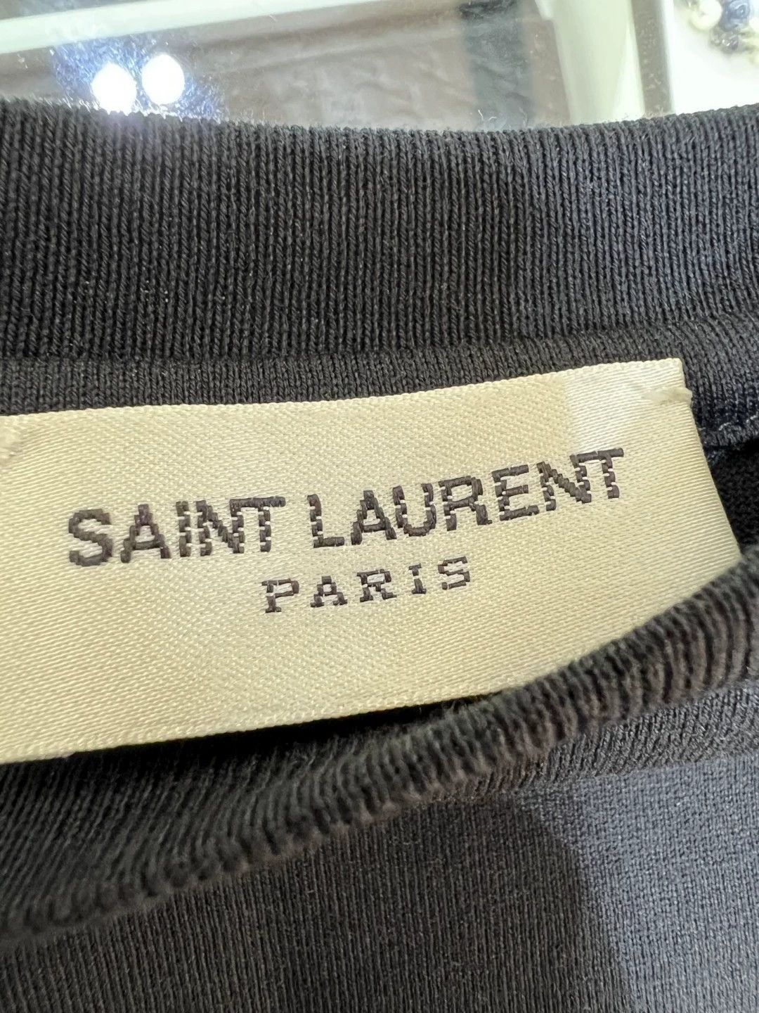 Saint Laurent Paris Saint Laurent Paris Basic logo short sleeved shirt Size US S / EU 44-46 / 1 - 4 Thumbnail