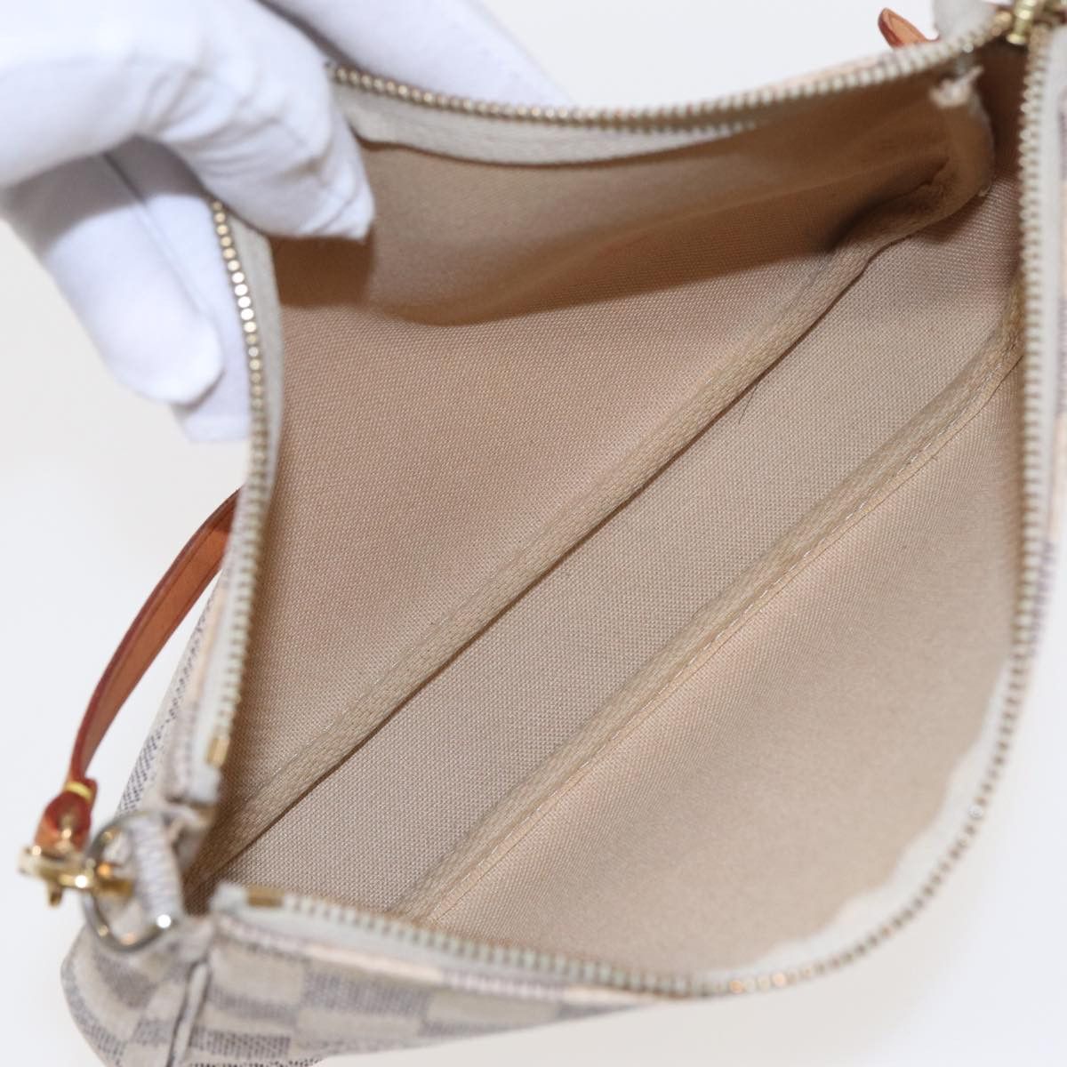 Louis Vuitton Louis Vuitton Pochette accessoires clutch Size ONE SIZE - 5 Thumbnail