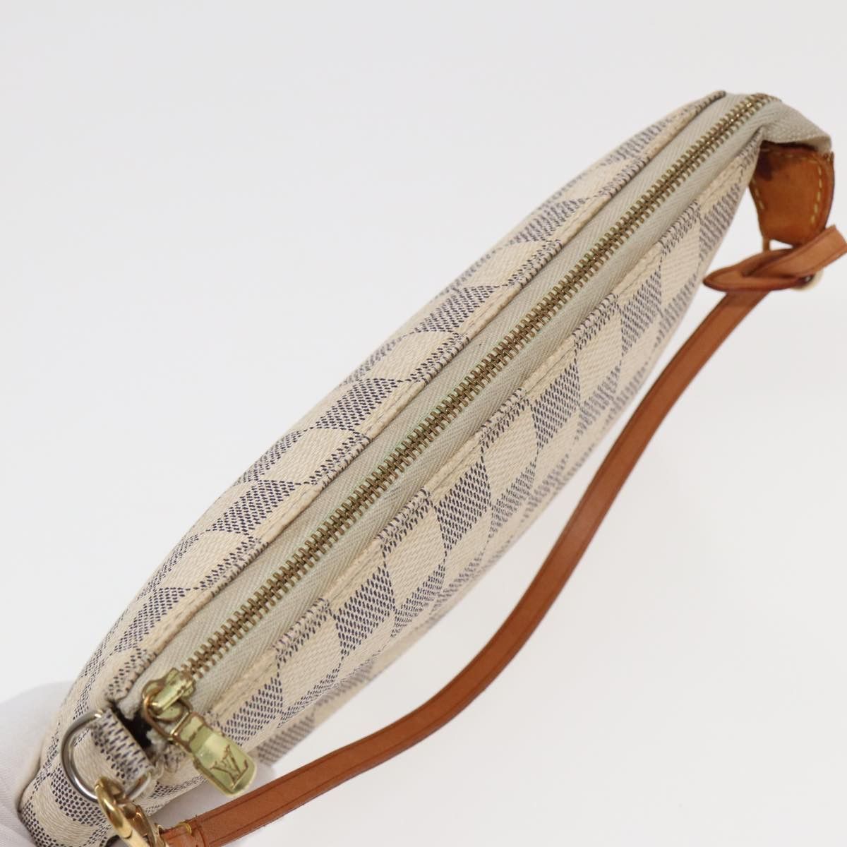 Louis Vuitton Louis Vuitton Pochette accessoires clutch Size ONE SIZE - 4 Thumbnail