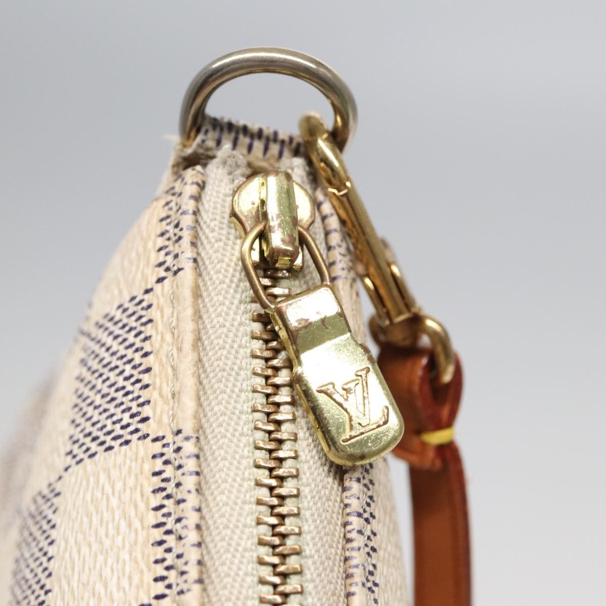 Louis Vuitton Louis Vuitton Pochette accessoires clutch Size ONE SIZE - 19 Thumbnail