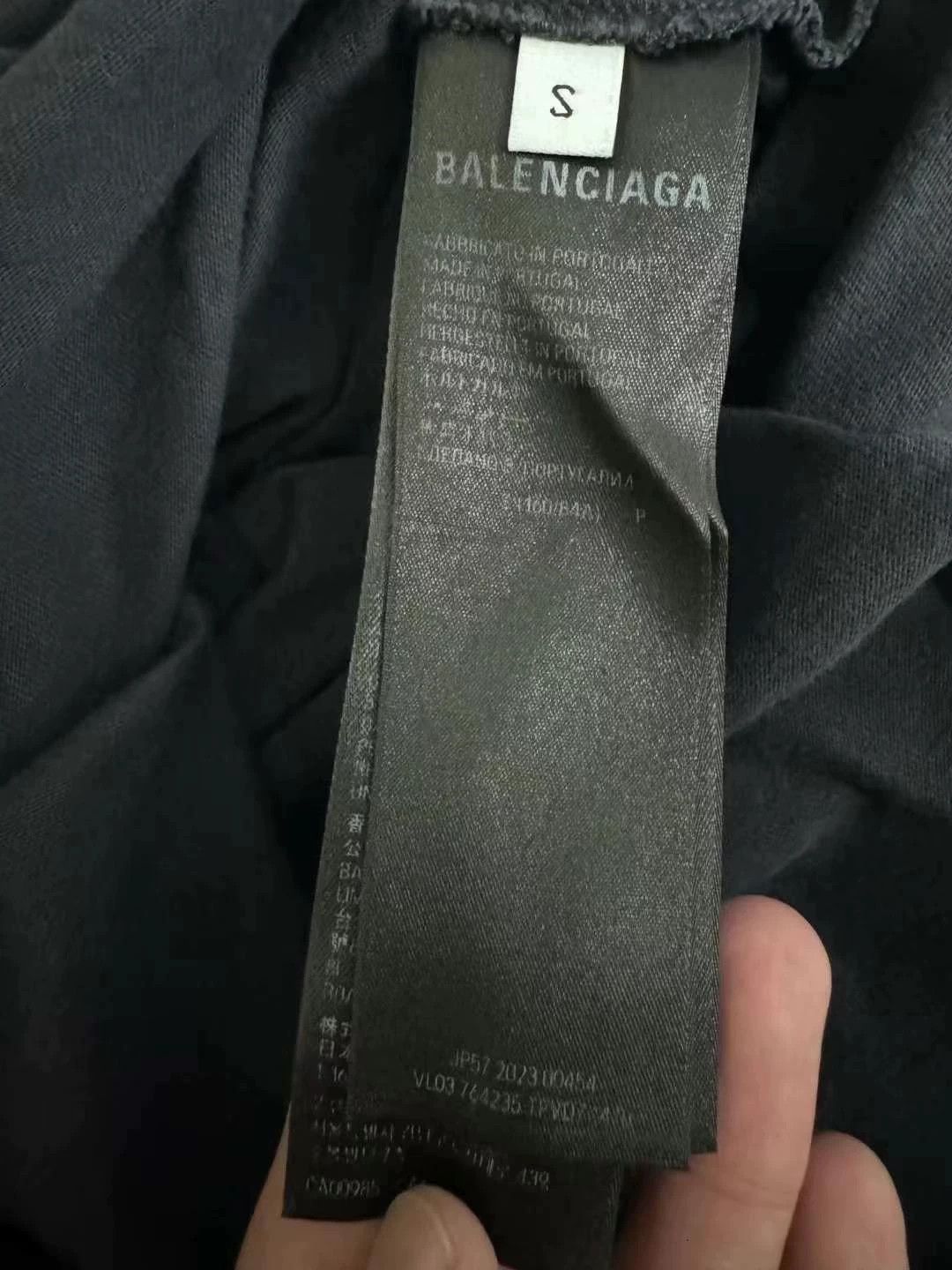 Balenciaga Balenciaga 3b Embroidered Short Sleeve Size US S / EU 44-46 / 1 - 4 Thumbnail