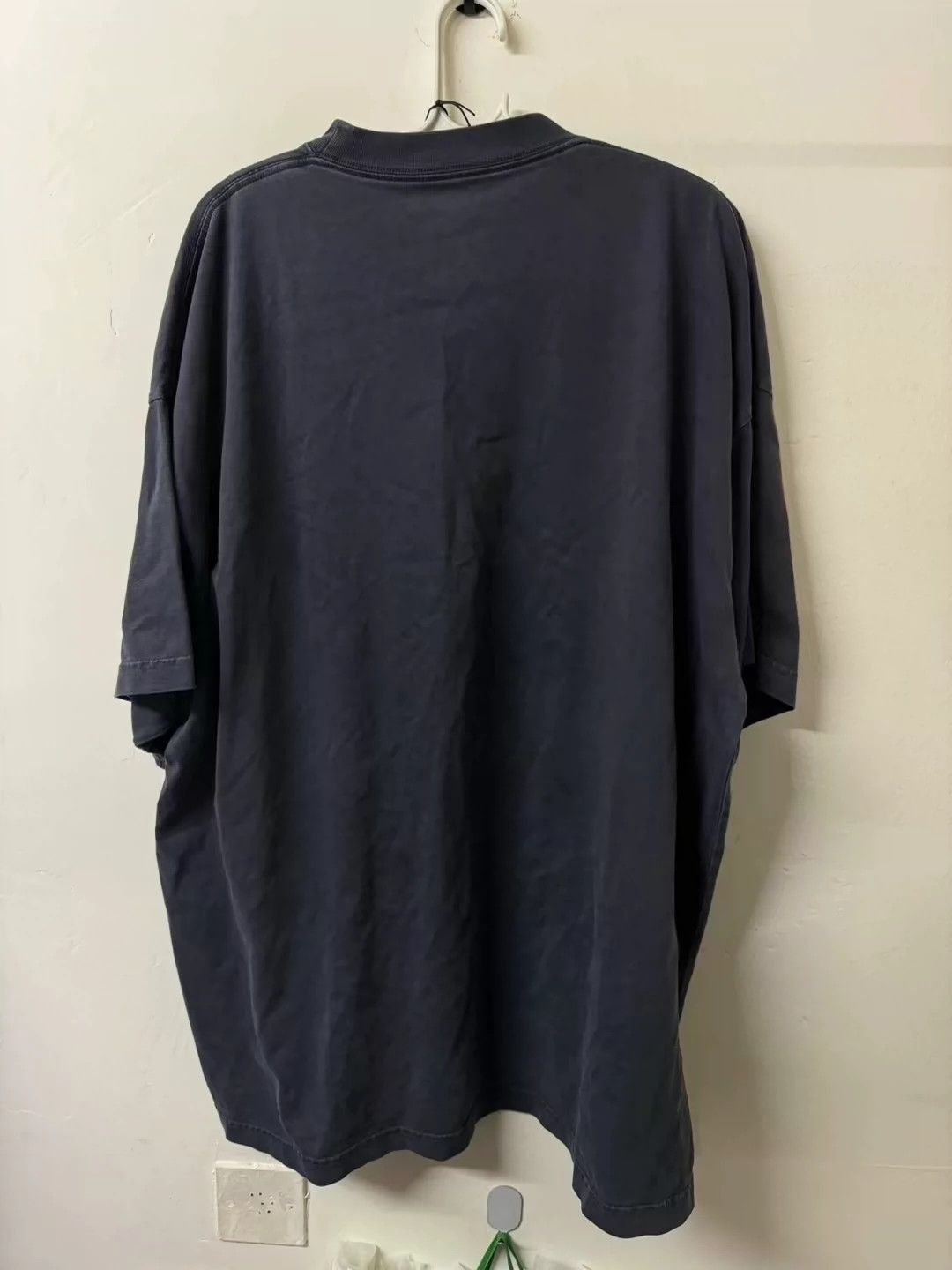 Balenciaga Balenciaga uses wheat ears to make old short sleeves Size US M / EU 48-50 / 2 - 2 Thumbnail