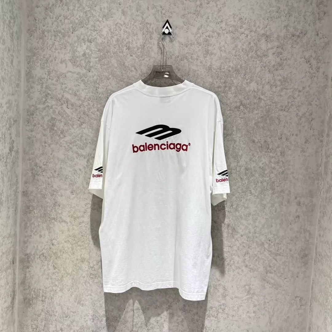 Balenciaga Balenciaga White 3b Embroidered Bright Thread Short Sleeve Size US L / EU 52-54 / 3 - 2 Thumbnail