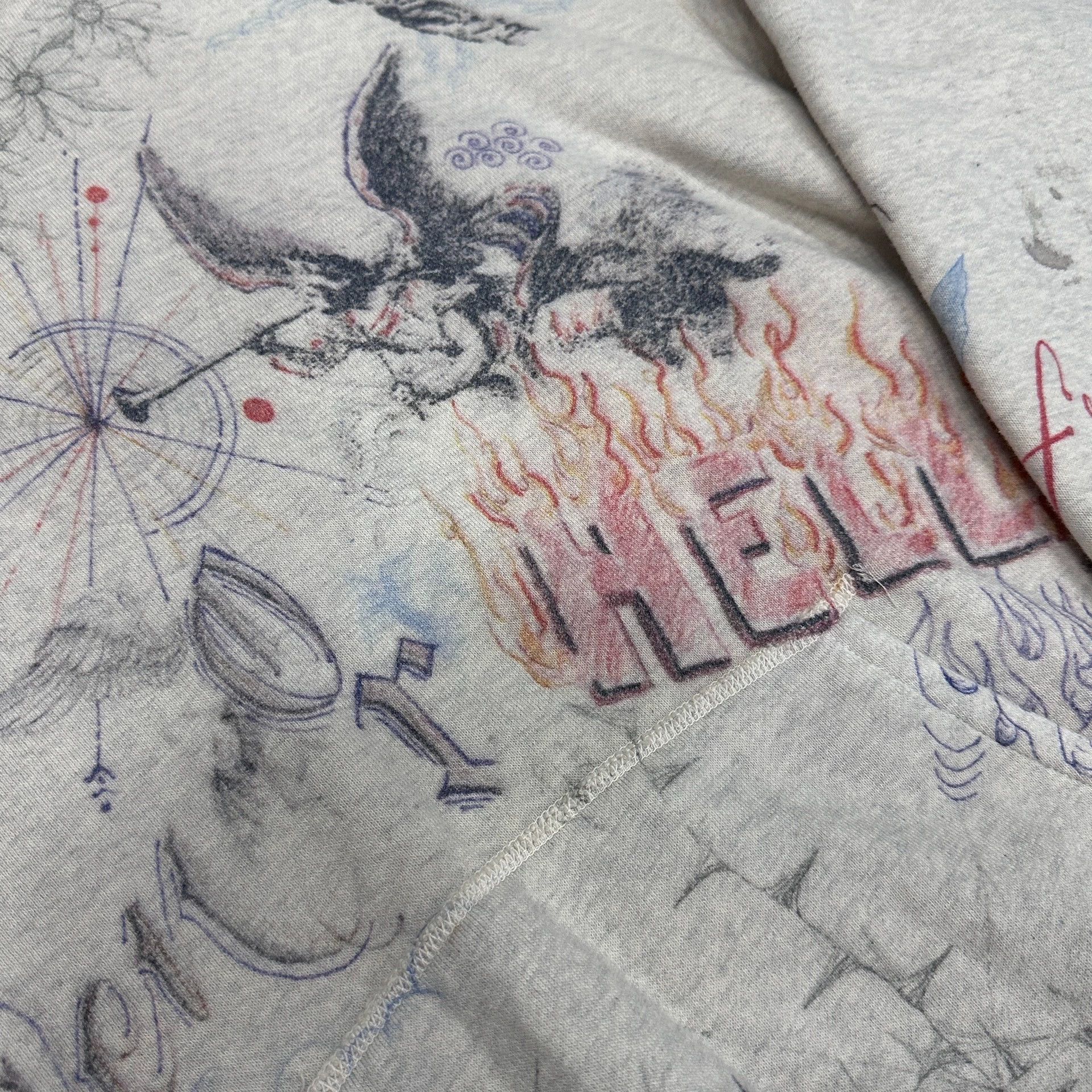 Saint Michael Saint Michael Embroidery, tattoo, graffiti, destruction and washing to make old hoodies and sweaters Size US M / EU 48-50 / 2 - 5 Thumbnail