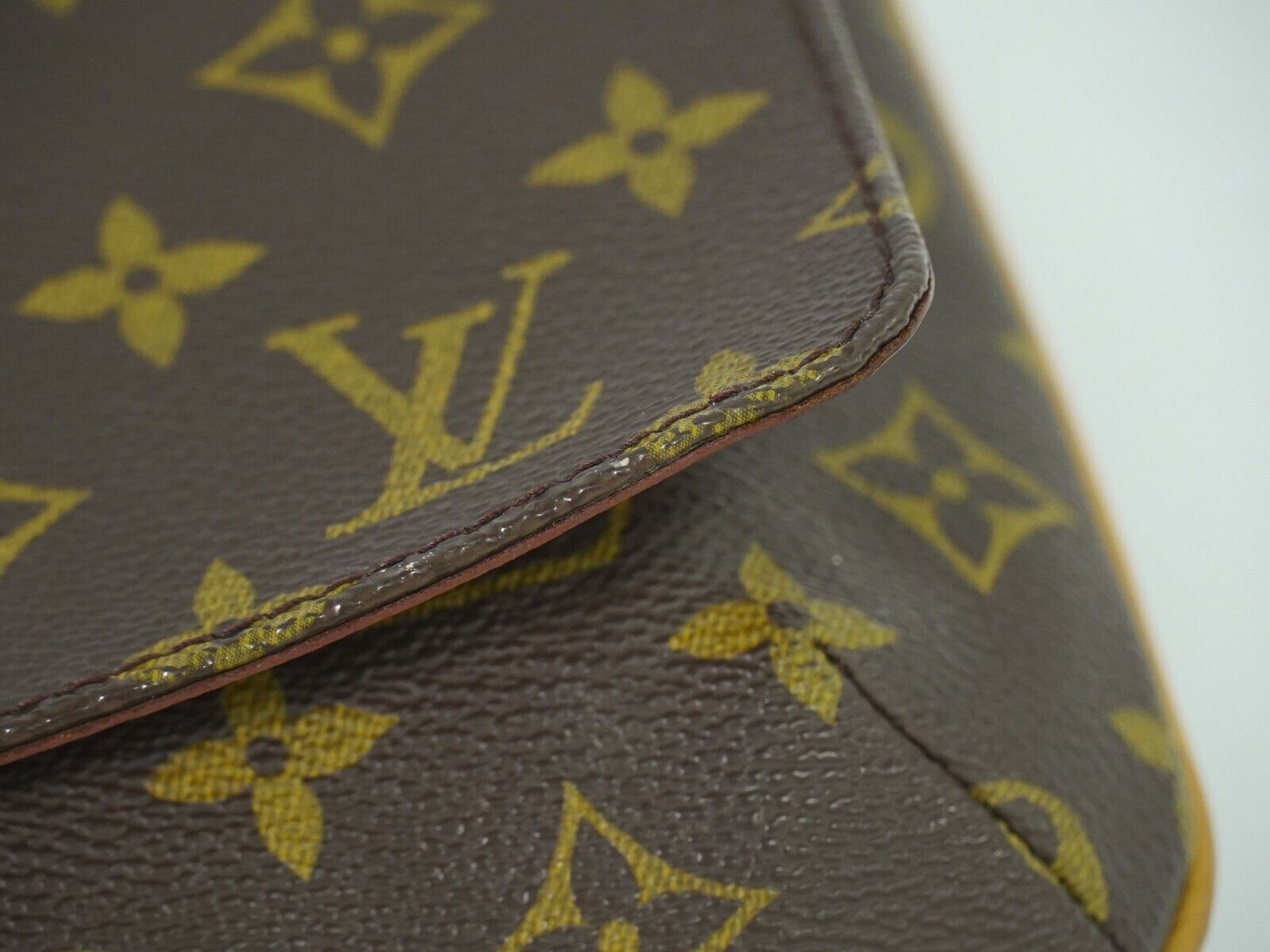 Louis Vuitton Musette Tango Brown Canvas Shoulder Bag (Pre-Owned) Size ONE SIZE - 11 Thumbnail