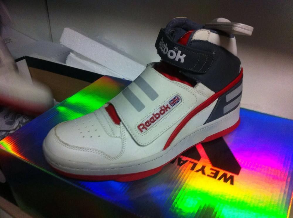 Reebok alien stomper mid deals