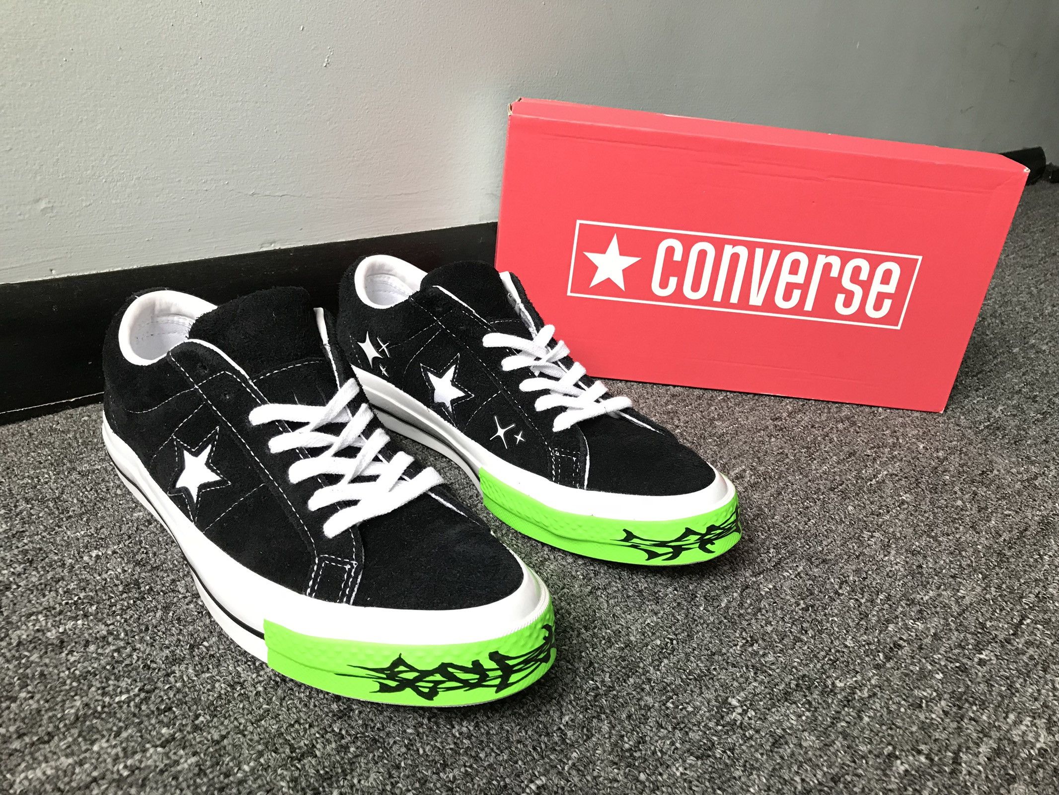 Toxic converse store one star