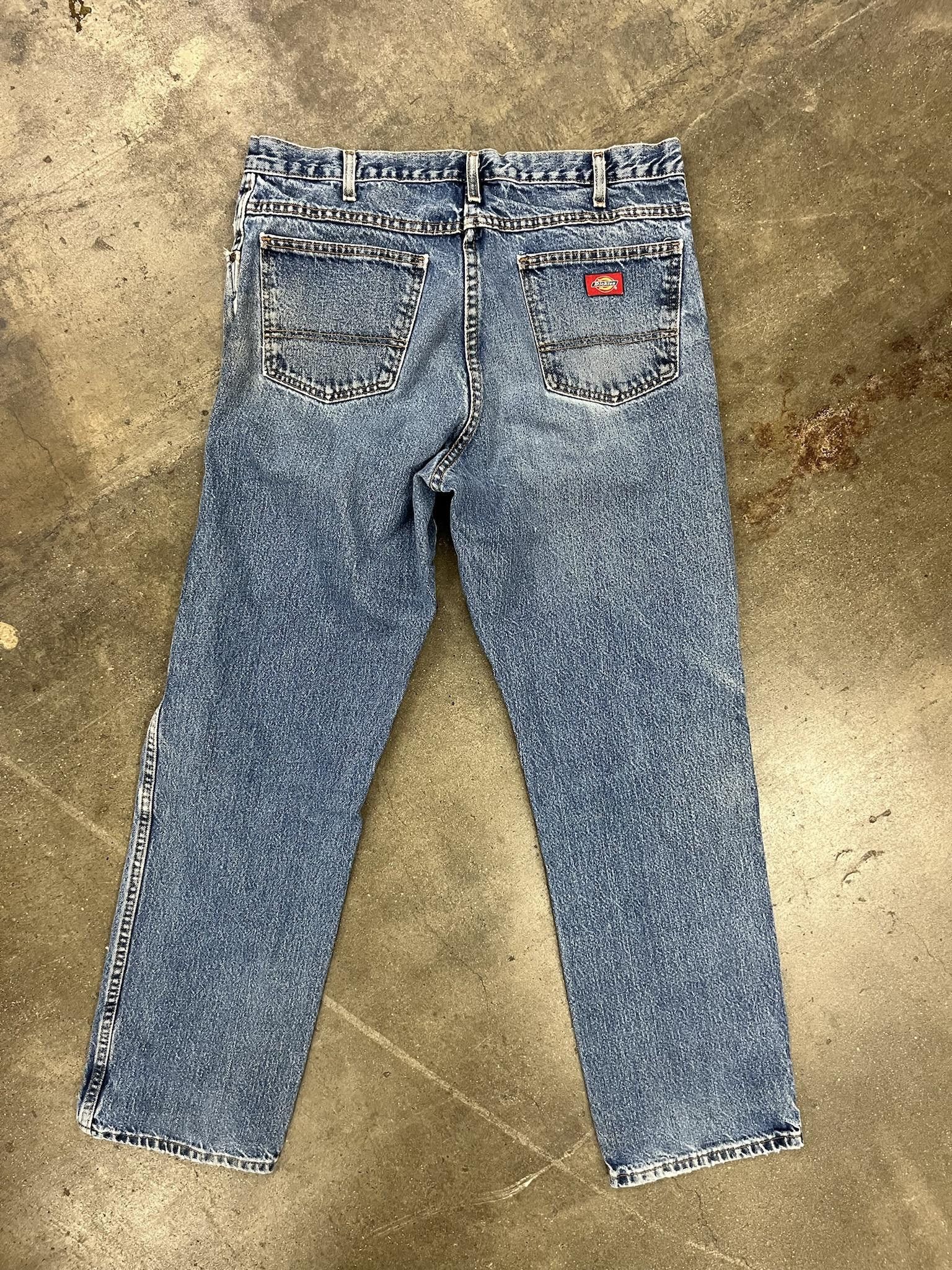 Jean × Vintage 2000's Dickies Regular Fit Whishkered Denim With Pocket Distressing Size US 36 / EU 52 - 4 Thumbnail