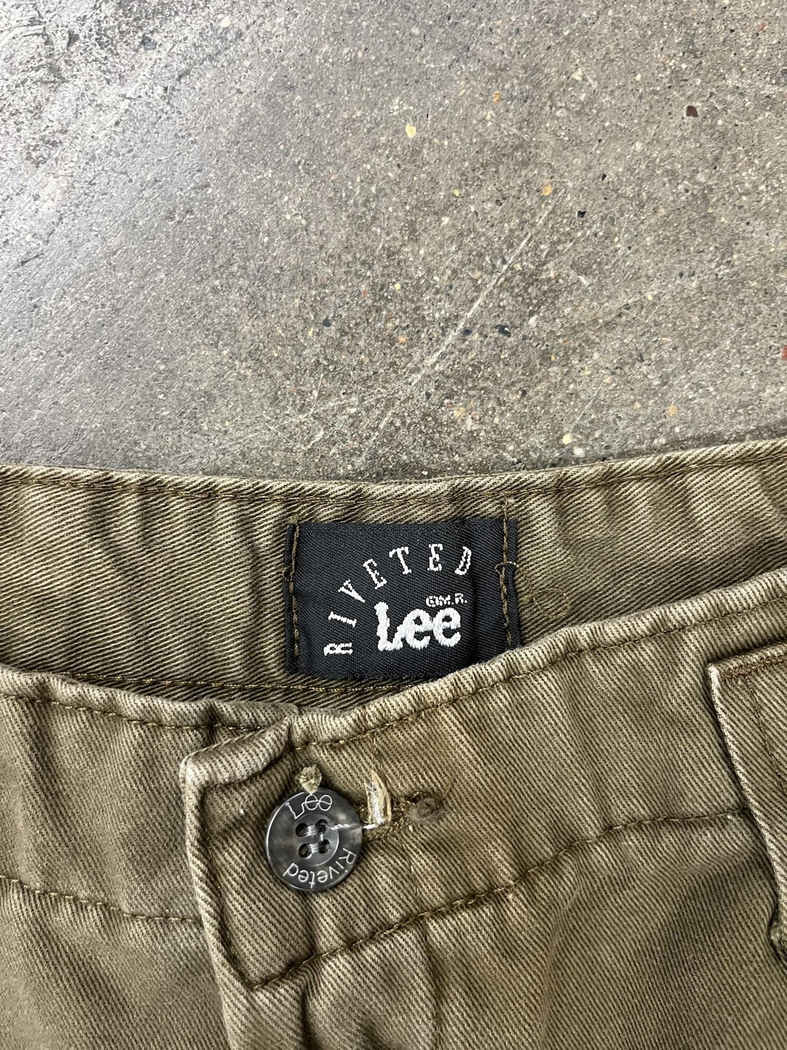 Vintage Vintage Lee Rivited Back Pleated Slacks (27) Size US 28 / EU 44 - 2 Thumbnail