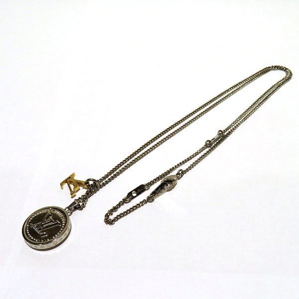 Louis Vuitton Louis Vuitton Louis Vuitton LV Catch Pendant Necklace M80184 Metal Necklace M80184 in Good Condition Size ONE SIZE - 3 Thumbnail