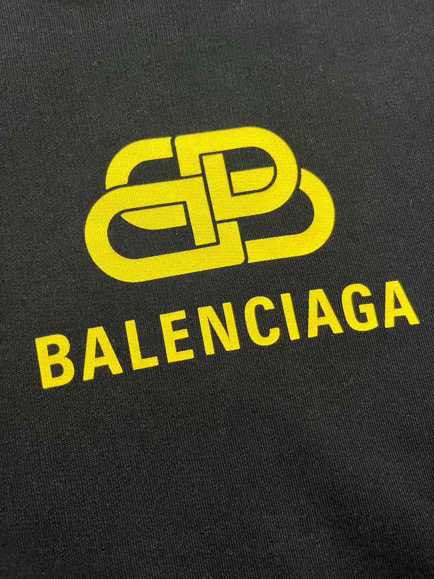 Balenciaga Balenciaga Yellow Lock Printed Black Round Neck Hoodie Size US S / EU 44-46 / 1 - 3 Thumbnail