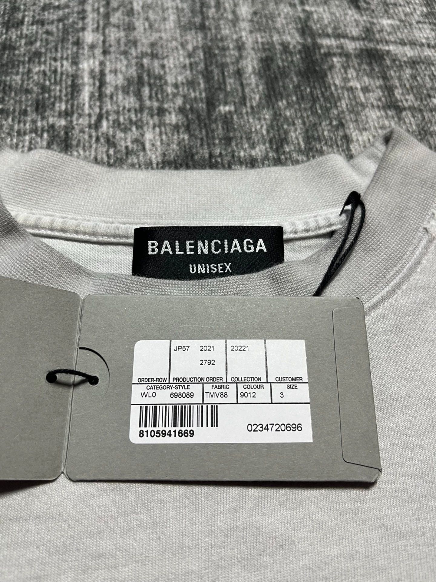 Balenciaga Balenciaga Flame Fake Two piece Long Sleeve T Size US XXL / EU 58 / 5 - 6 Thumbnail