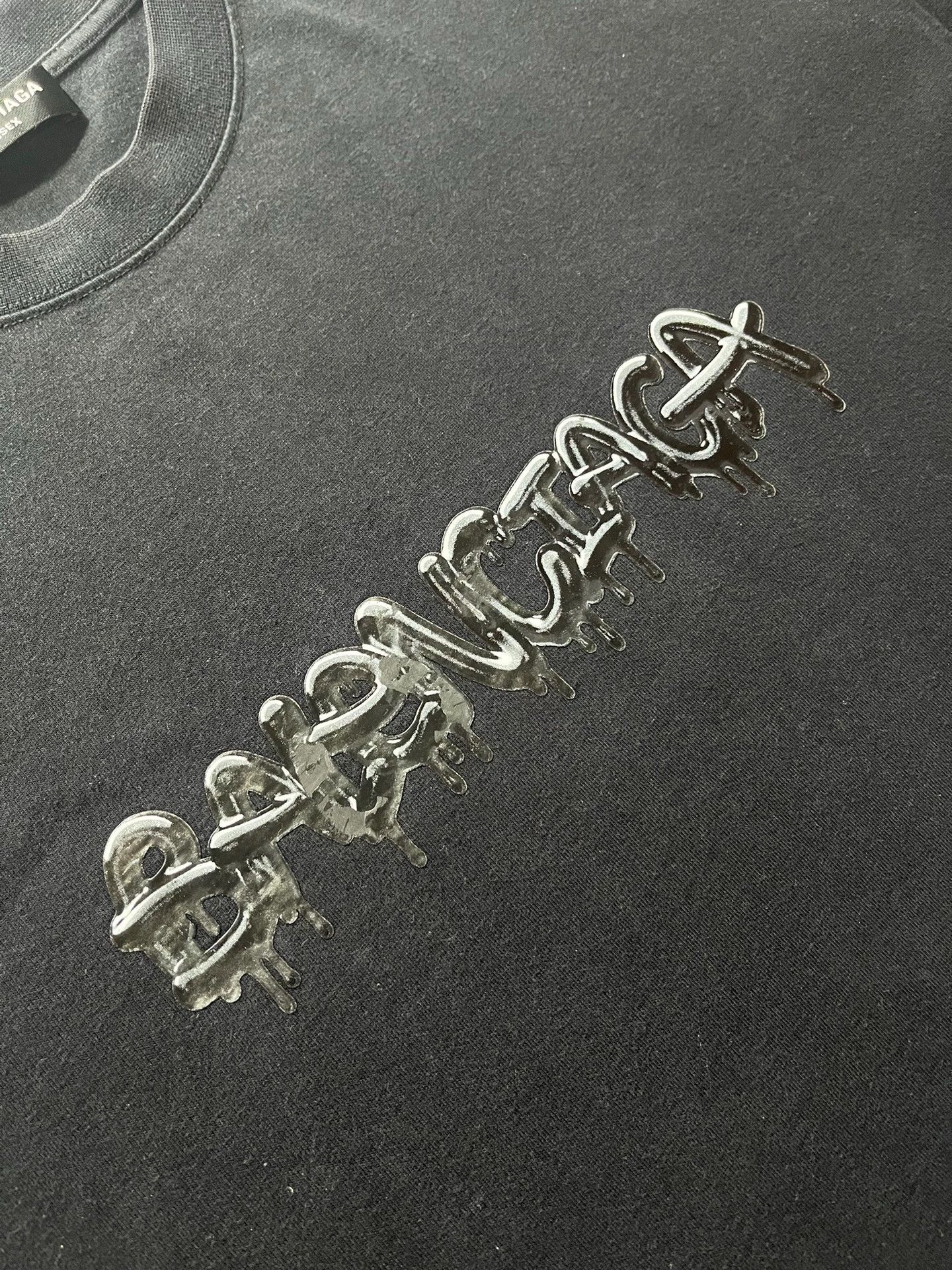 Balenciaga Balenciaga Black Jelly Logo Short Sleeve Size US M / EU 48-50 / 2 - 3 Thumbnail