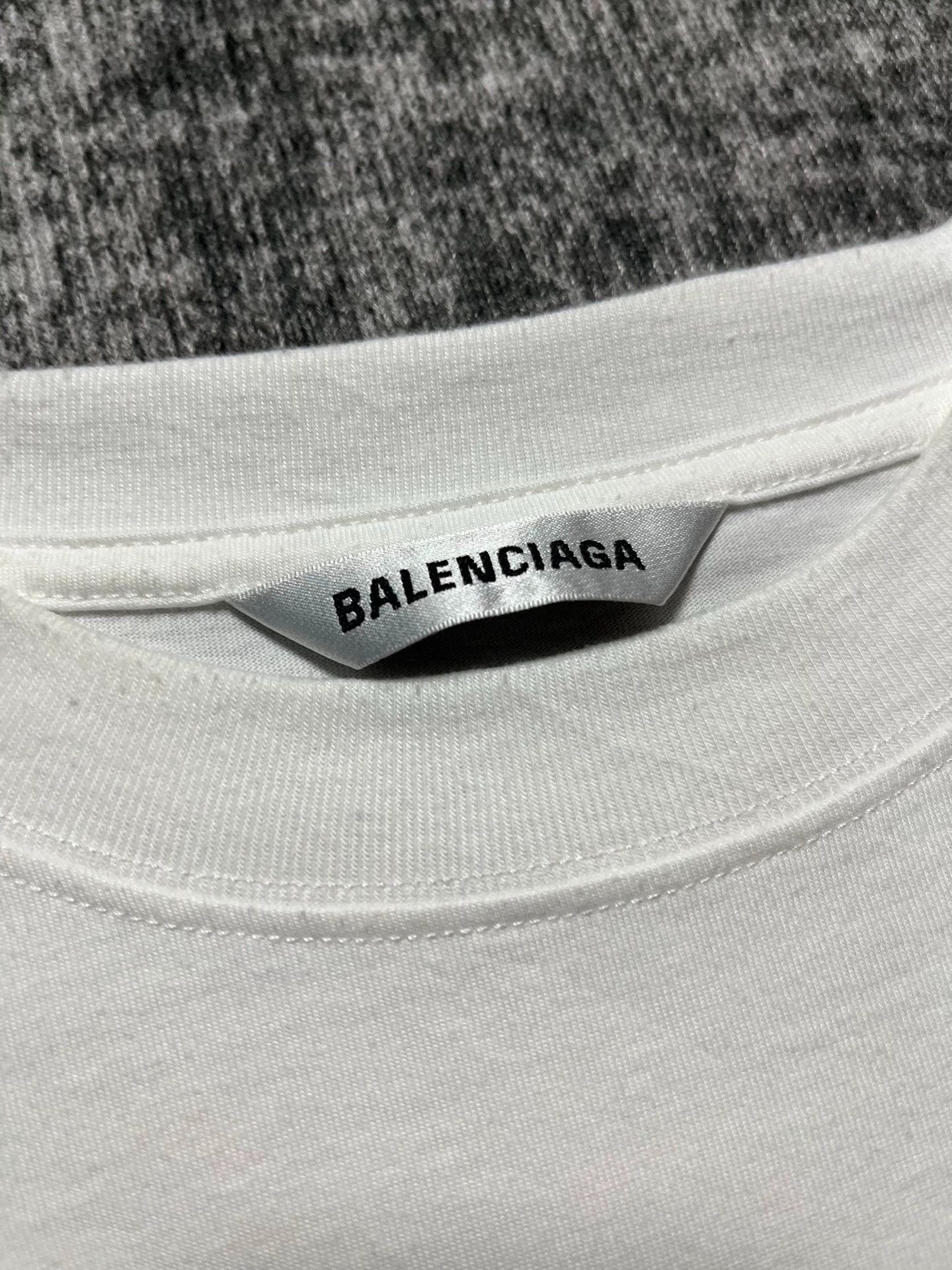 Balenciaga Balenciaga White Seven Nation Language Short Sleeve T-shirt Size US XS / EU 42 / 0 - 4 Thumbnail