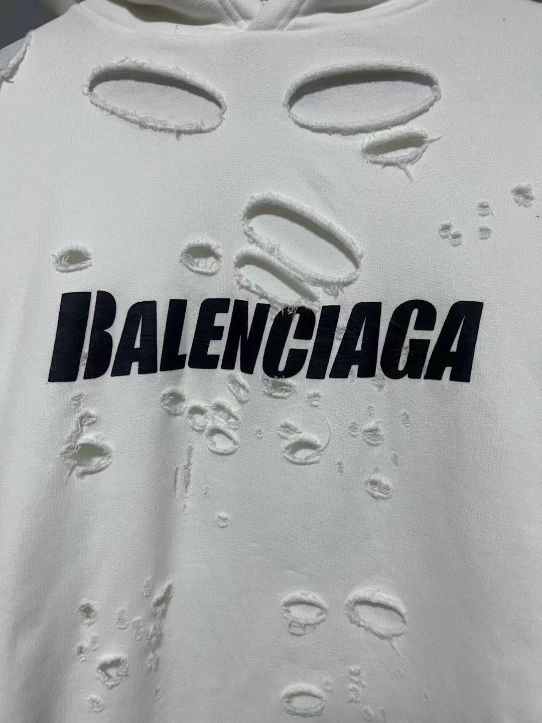 Balenciaga Balenciaga White Big Hole Hoodie Size US XXS / EU 40 - 3 Thumbnail