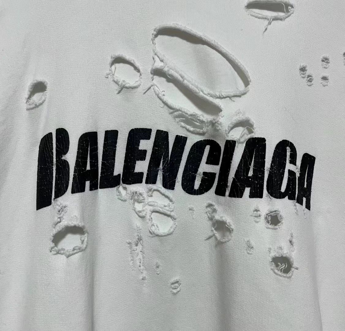 Balenciaga Balenciaga White Big Hole Hoodie Size US L / EU 52-54 / 3 - 3 Thumbnail