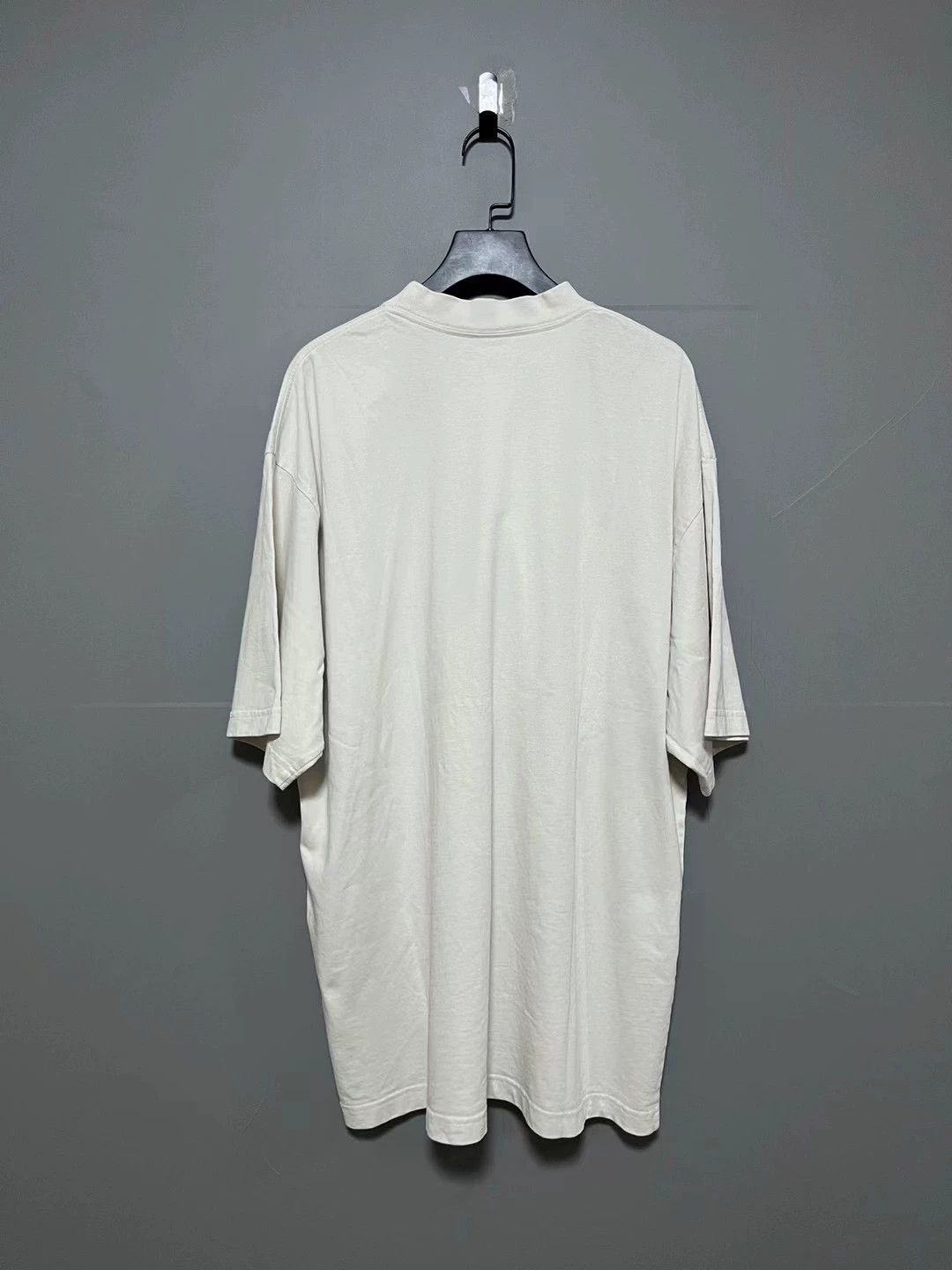 Balenciaga Balenciaga new blurred dissolution cola short sleeved shirt Size US M / EU 48-50 / 2 - 2 Thumbnail