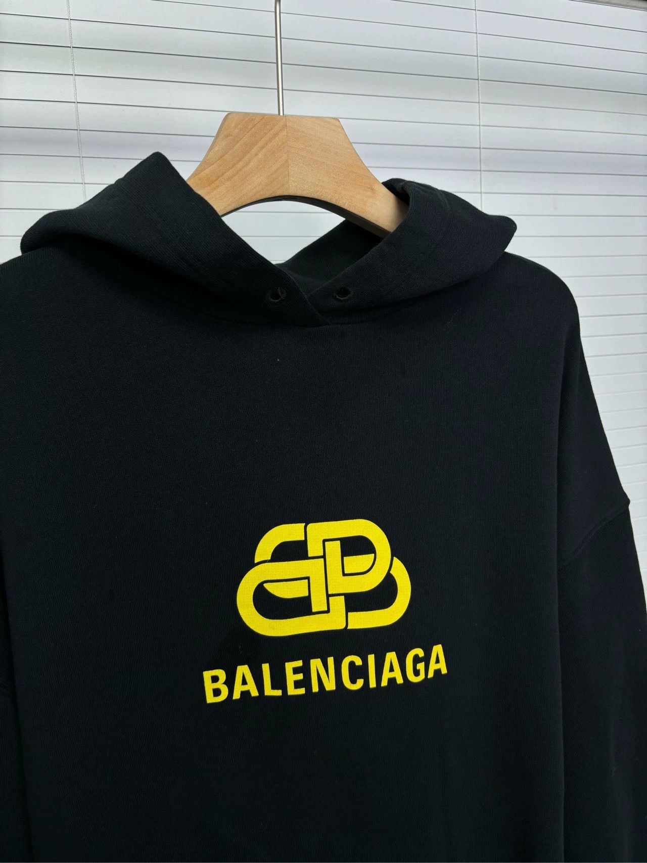 Balenciaga Balenciaga Double B Buckle Hoodie Size US S / EU 44-46 / 1 - 3 Thumbnail