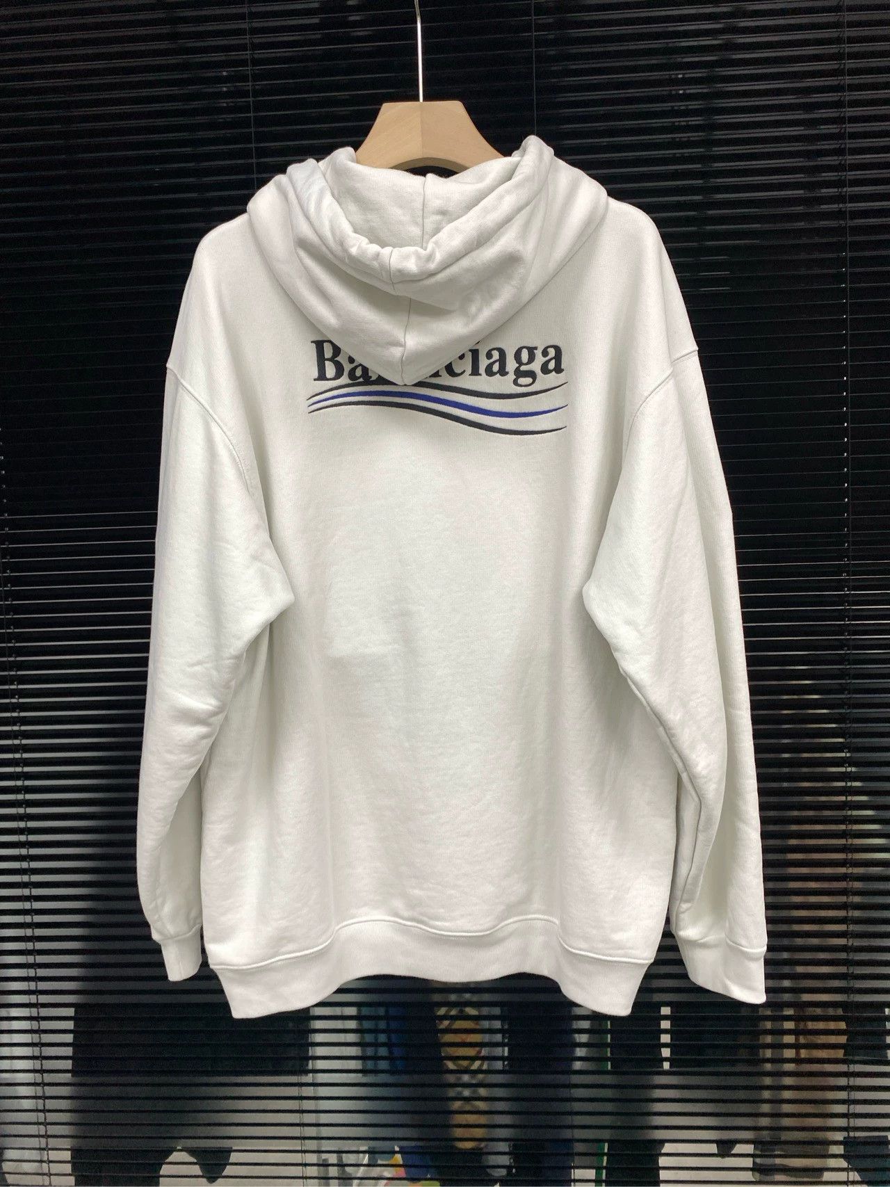 Balenciaga Balenciaga Embroidered Cola Wave Hoodie Size US S / EU 44-46 / 1 - 4 Thumbnail