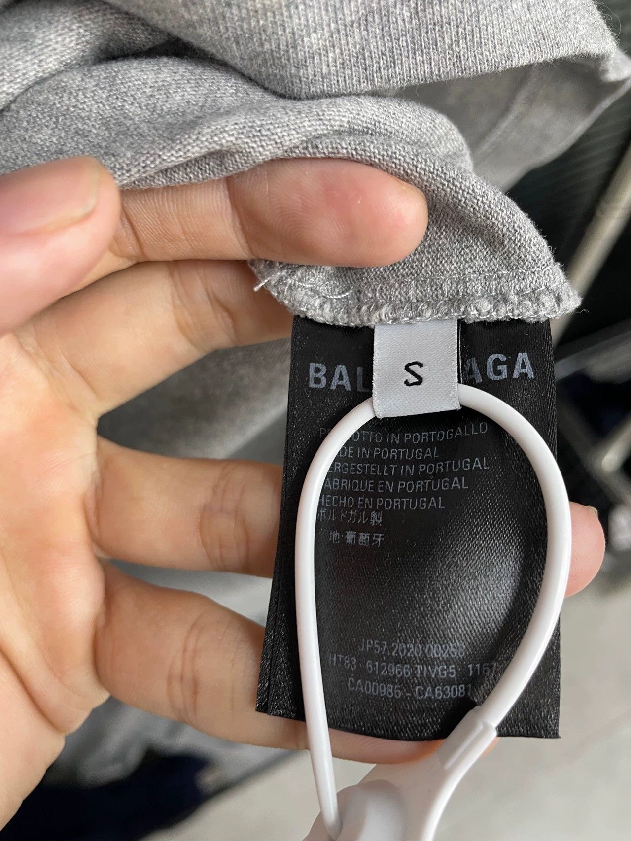 Balenciaga Balenciaga front and back logo letter short sleeved T-shirt Size US S / EU 44-46 / 1 - 4 Thumbnail
