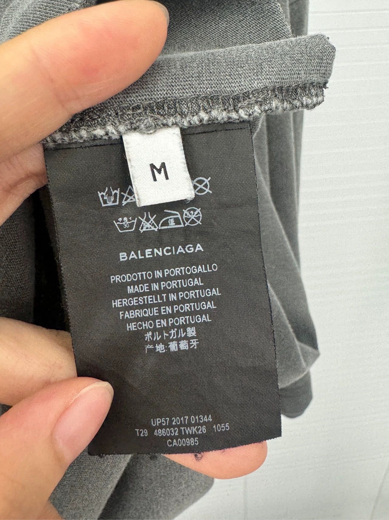 Balenciaga Balenciaga slogan letter washed grey short sleeved shirt Size US M / EU 48-50 / 2 - 6 Thumbnail