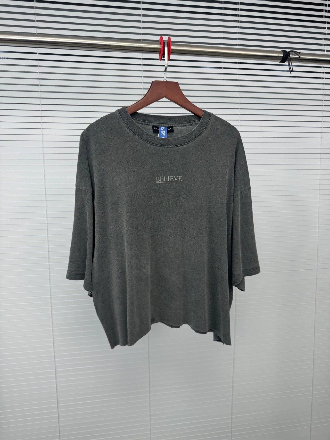 Balenciaga Balenciaga slogan letter washed grey short sleeved shirt Size US M / EU 48-50 / 2 - 3 Thumbnail