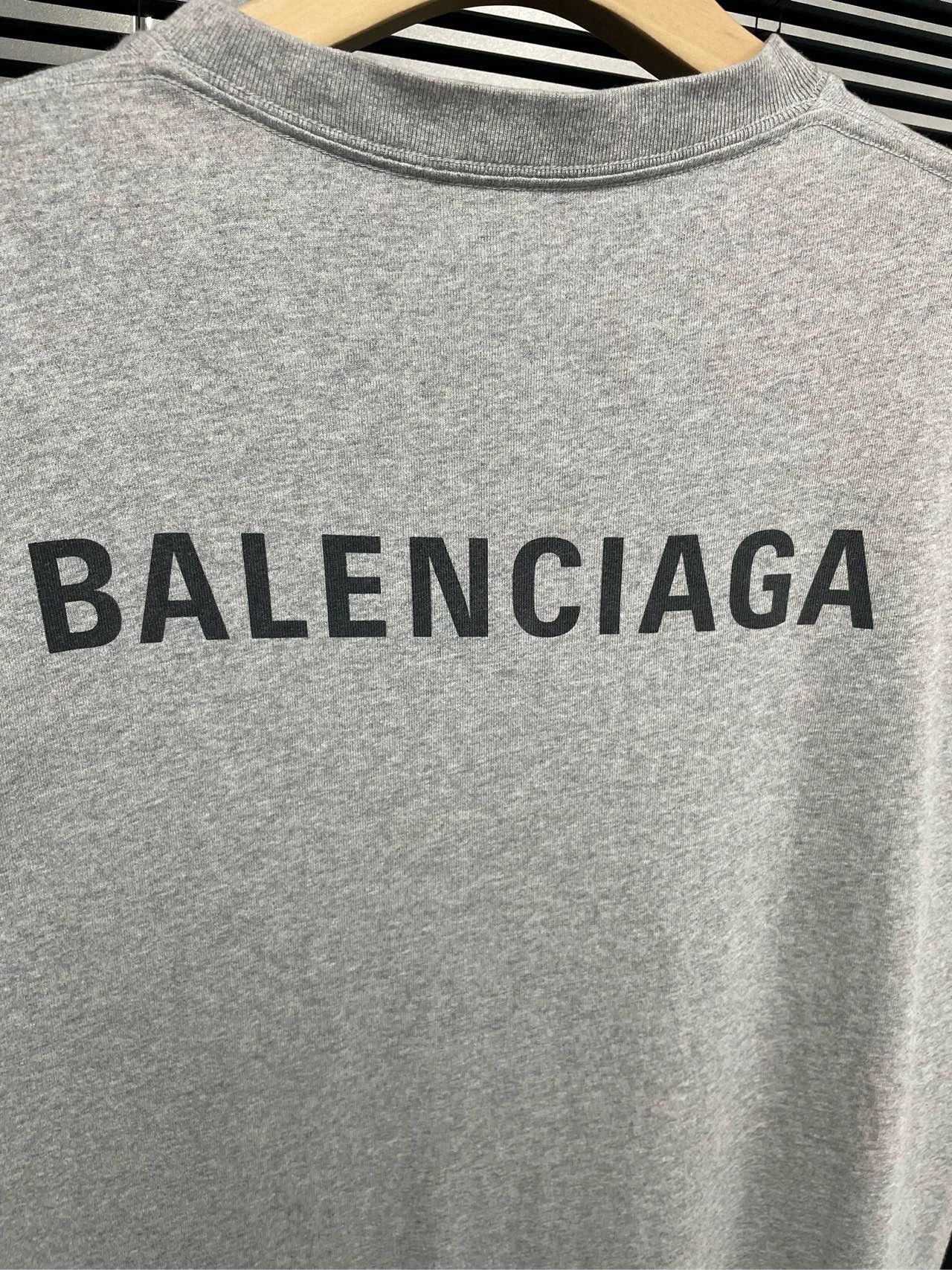 Balenciaga Balenciaga front and back logo short sleeved gray Size US S / EU 44-46 / 1 - 4 Thumbnail