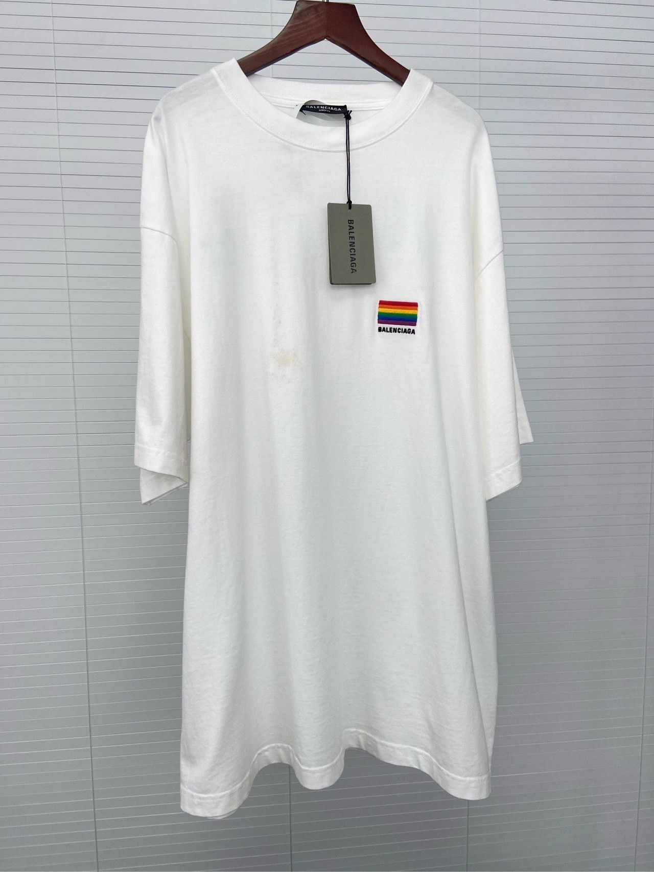 Balenciaga Balenciaga colorful national flag embroidered logo with white letters on the back short sleeved shirt Size US XS / EU 42 / 0 - 3 Thumbnail