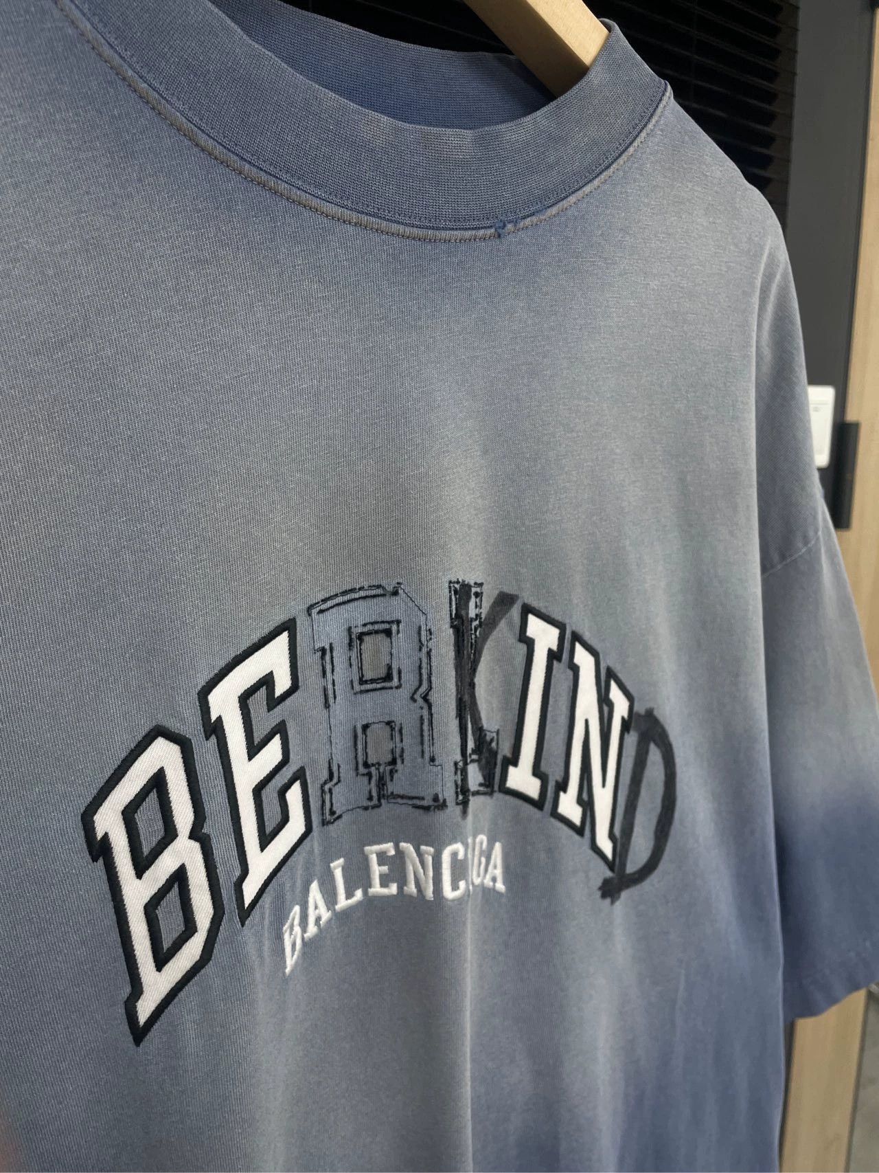 Balenciaga Balenciaga Berekind Wash Damaged Blue Grey Short Sleeves Size US L / EU 52-54 / 3 - 2 Thumbnail