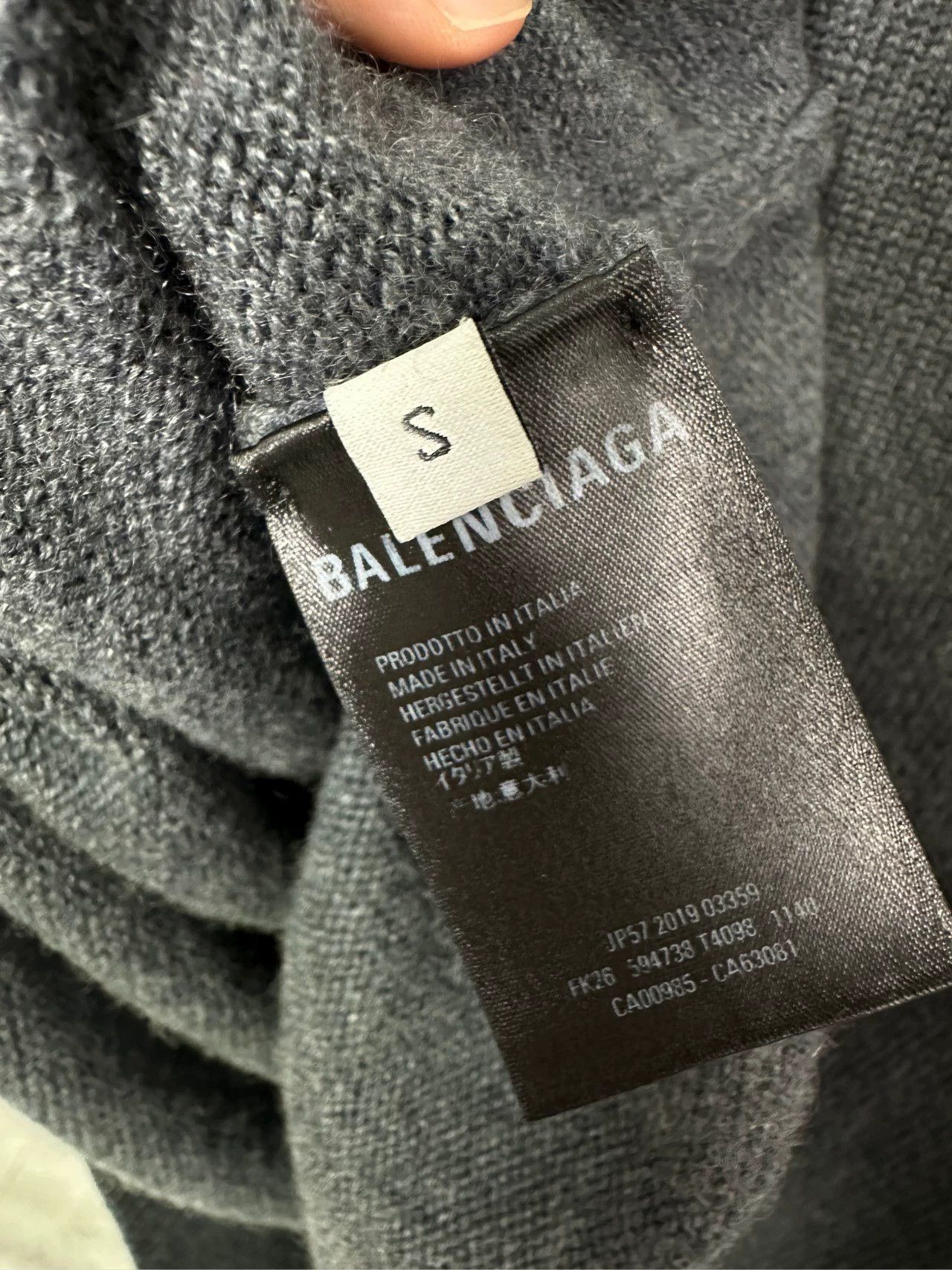 Balenciaga Balenciaga Maison Mai Sui Logo Embroidered Round Neck Hoodie Long Sleeve Sweater Size US S / EU 44-46 / 1 - 8 Thumbnail