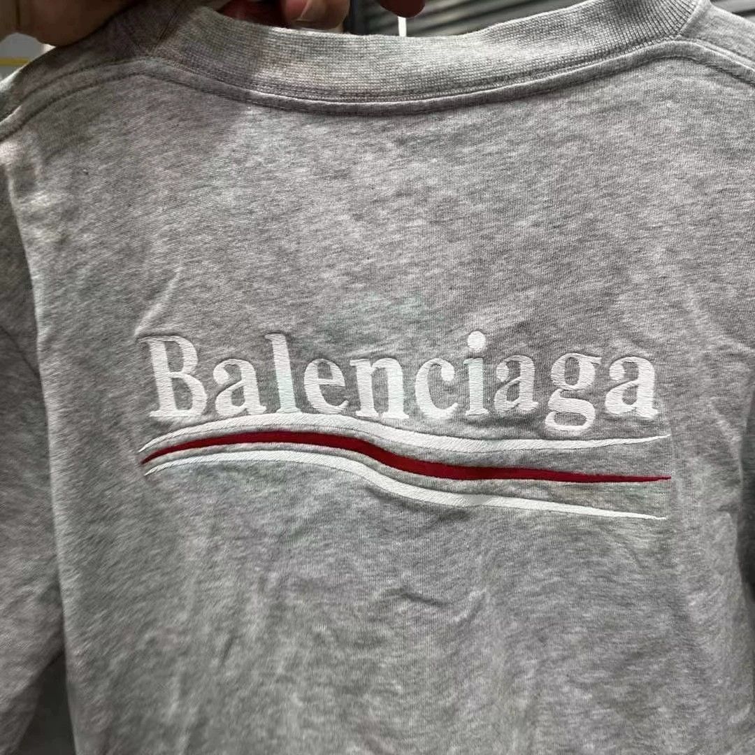 Balenciaga Balenciaga Grey Coke Embroidered Short Sleeve Size US S / EU 44-46 / 1 - 4 Thumbnail