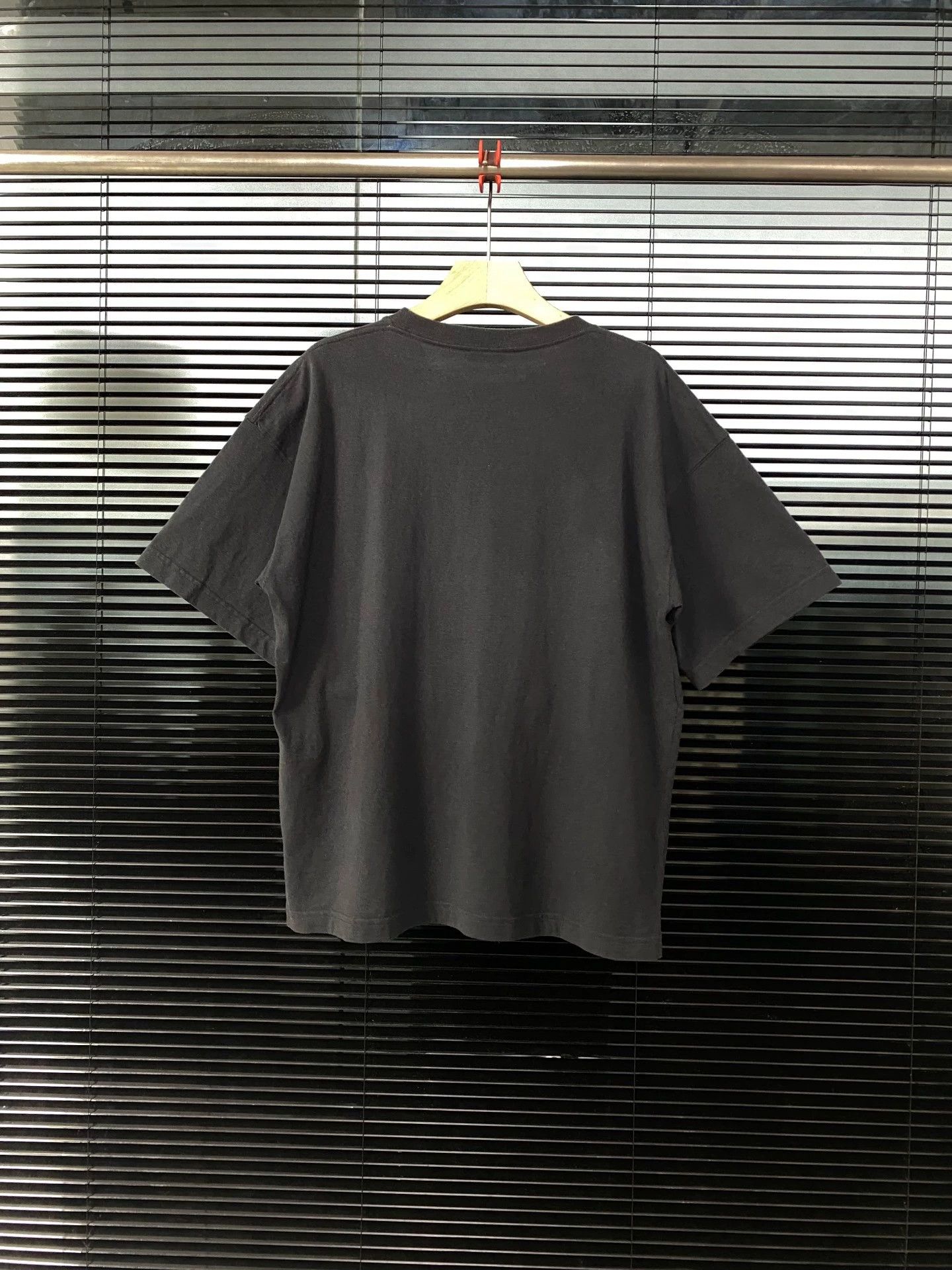 Balenciaga Balenciaga Jelly Short Sleeves Size US S / EU 44-46 / 1 - 2 Thumbnail