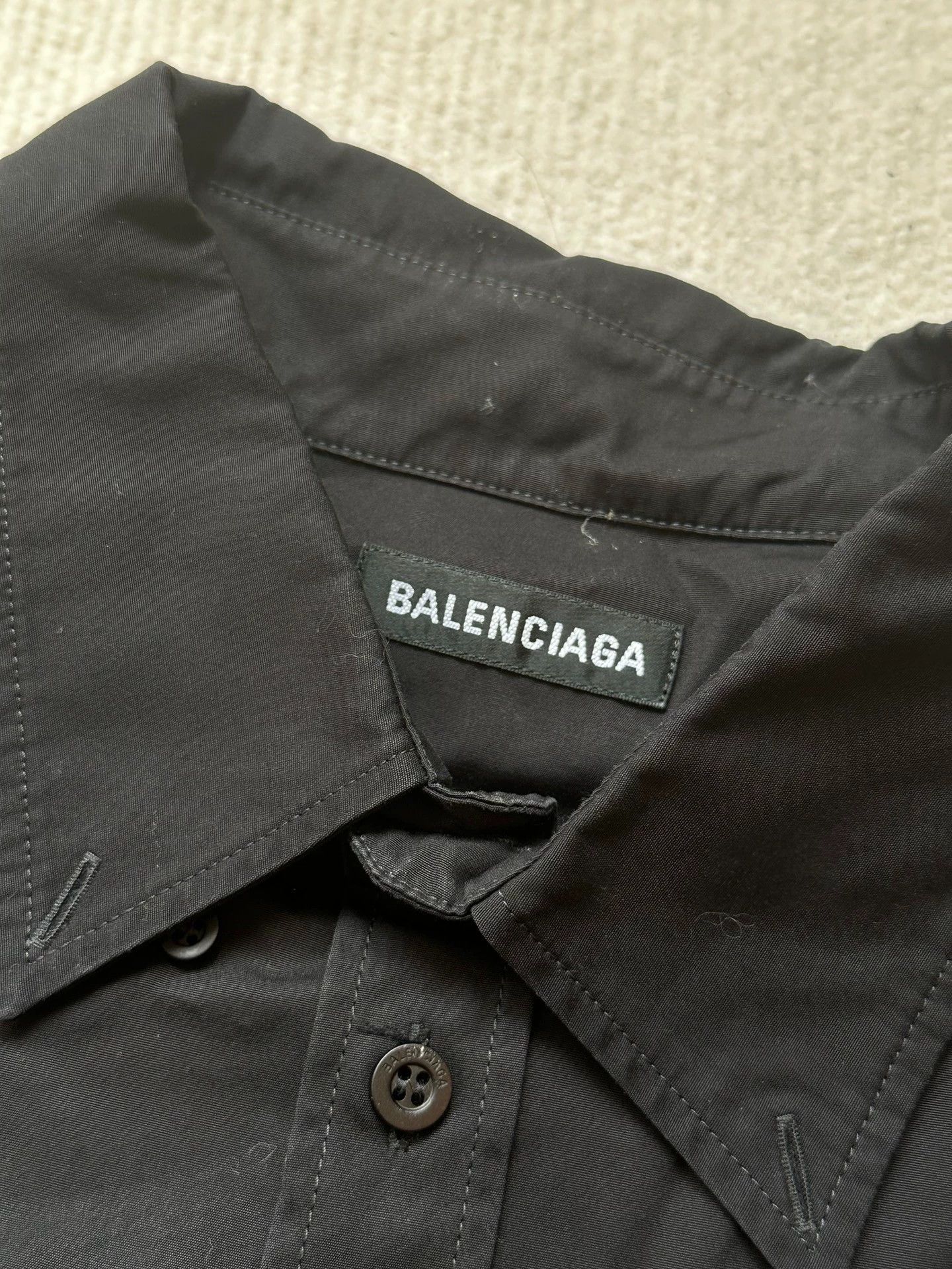 Balenciaga Balenciaga cream short sleeved shirt Size US S / EU 44-46 / 1 - 4 Thumbnail