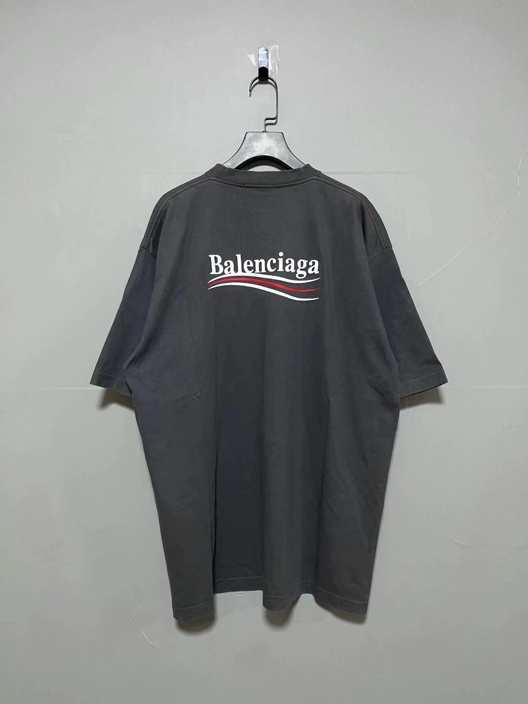 Balenciaga Balenciaga's new gray embroidered cola short sleeved shirt Size US M / EU 48-50 / 2 - 2 Thumbnail