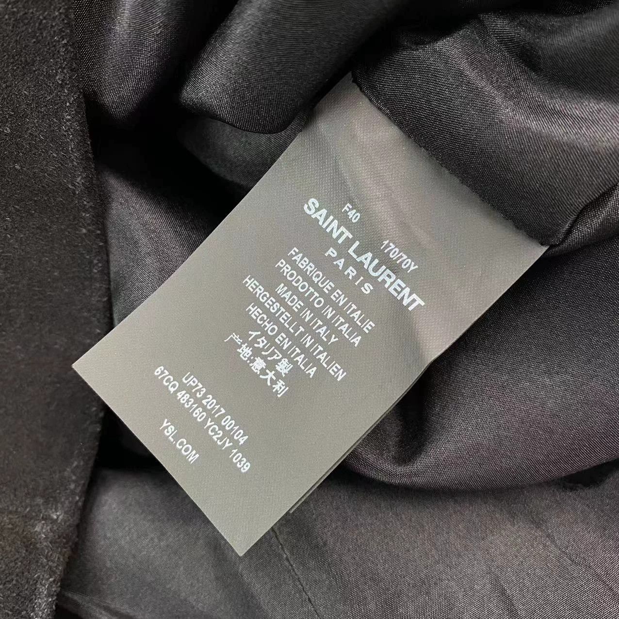 Saint Laurent Paris Saint Laurent Paris Black velvet short skirt Size US 40 / EU 56 - 4 Thumbnail