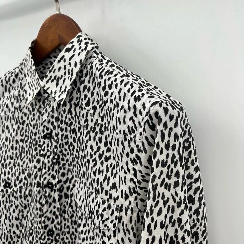Saint Laurent Paris Saint Laurent Paris Popular leopard print shirt Size US M / EU 48-50 / 2 - 3 Thumbnail