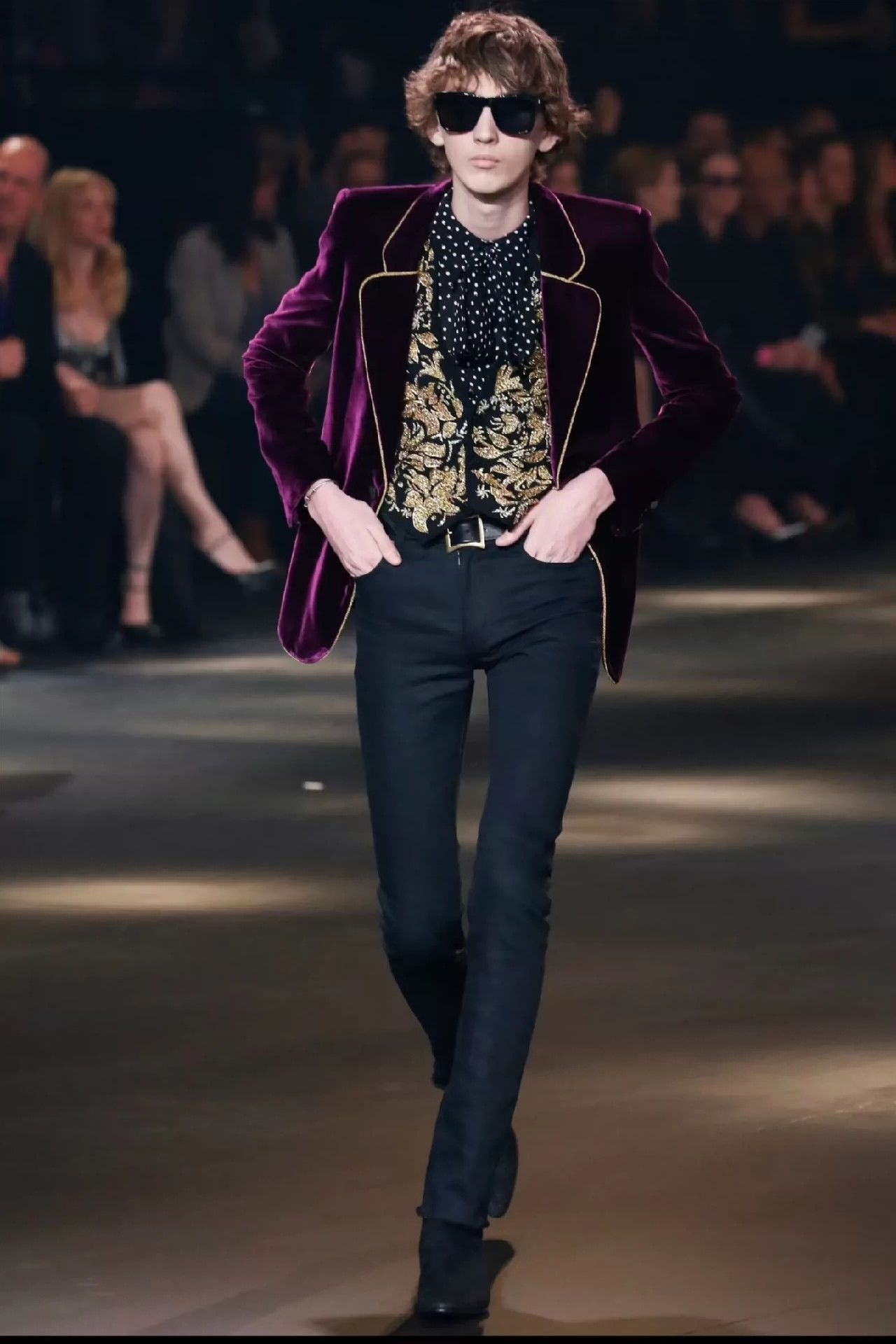 Saint Laurent Paris Saint Laurent Paris Purple velvet suit jacket Size US M / EU 48-50 / 2 - 5 Thumbnail
