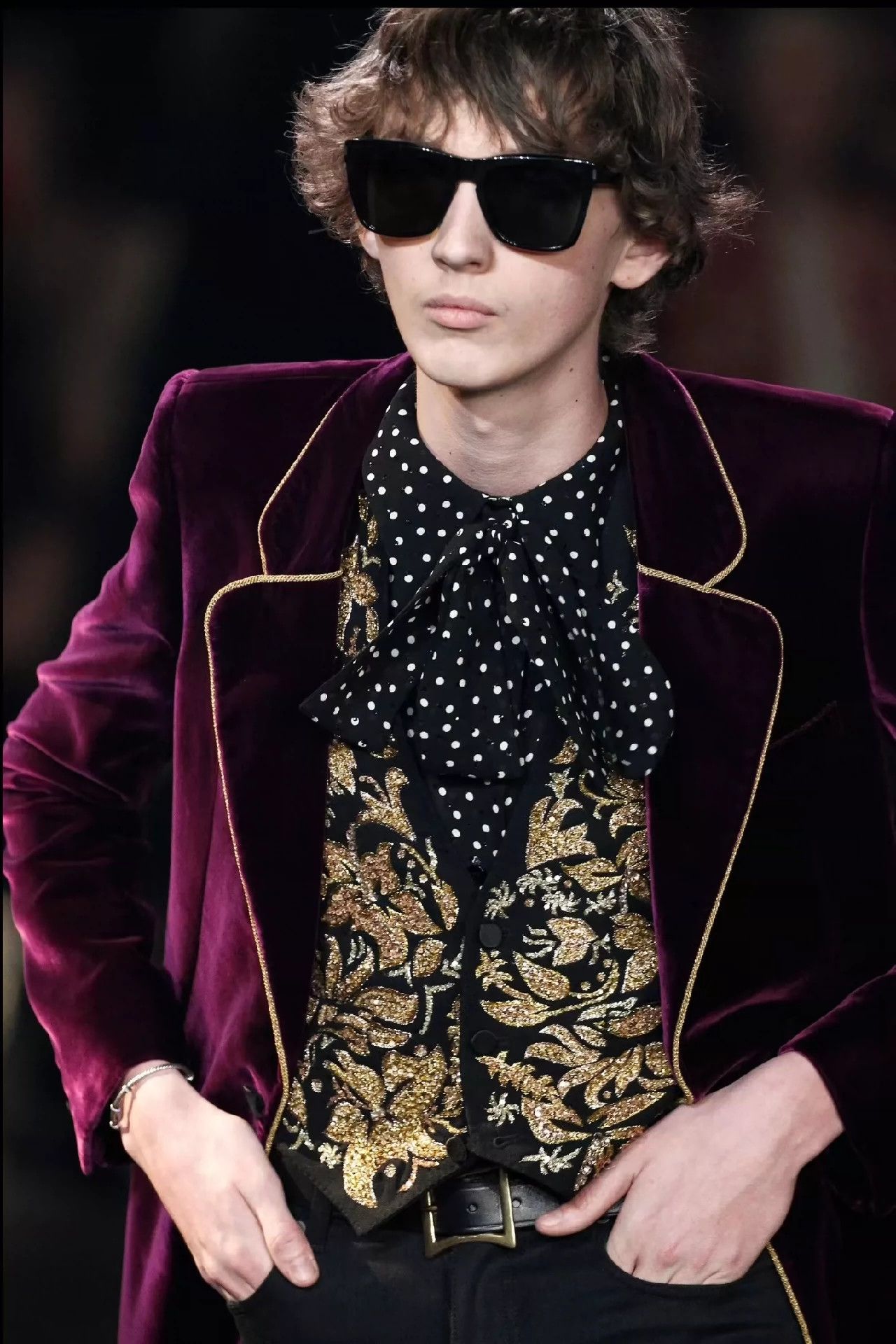 Saint Laurent Paris Saint Laurent Paris Purple velvet suit jacket Size US M / EU 48-50 / 2 - 4 Thumbnail