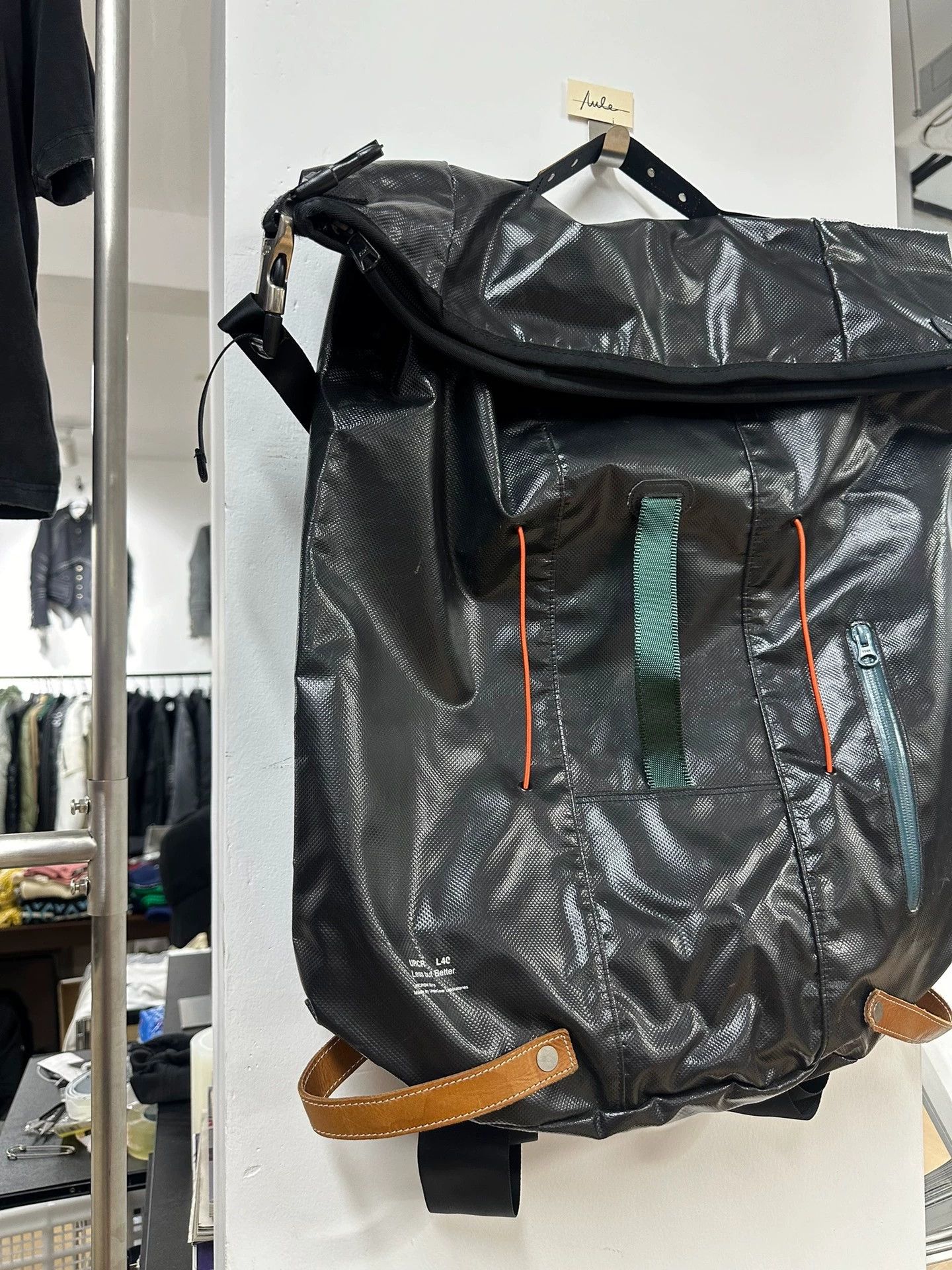 Undercover Undercover 10Ss less but better bucket bag Size ONE SIZE - 2 Thumbnail