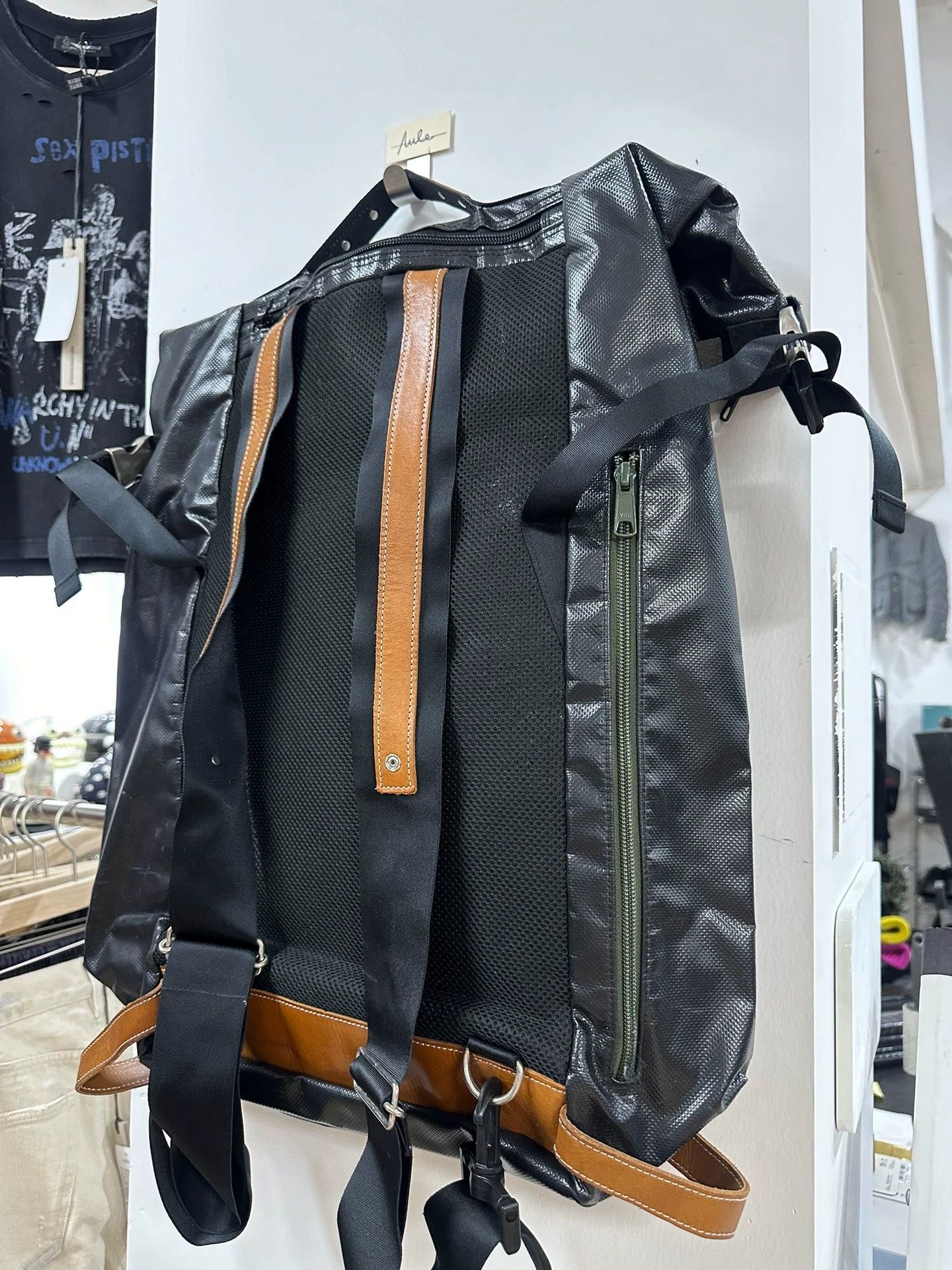 Undercover Undercover 10Ss less but better bucket bag Size ONE SIZE - 5 Thumbnail