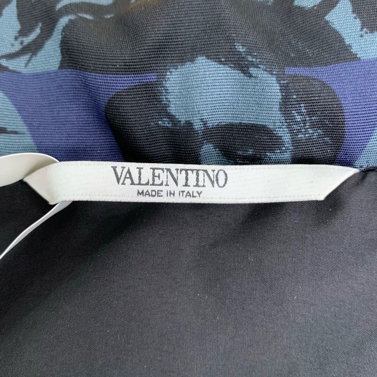 Undercover Valentino x Undercover logo full print matching color hooded down jacket Size US M / EU 48-50 / 2 - 6 Thumbnail