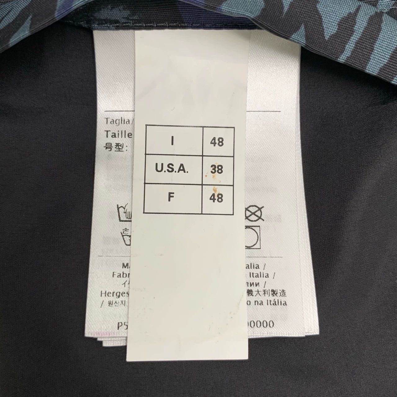 Undercover Valentino x Undercover logo full print matching color hooded down jacket Size US M / EU 48-50 / 2 - 7 Thumbnail