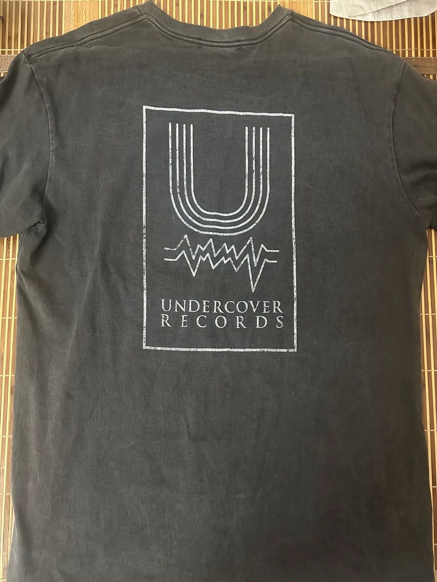 Undercover UNDERCOVER Takahashi Shield Washed Cotton Printed Short Sleeve T-shirt 24SS Size US L / EU 52-54 / 3 - 2 Thumbnail