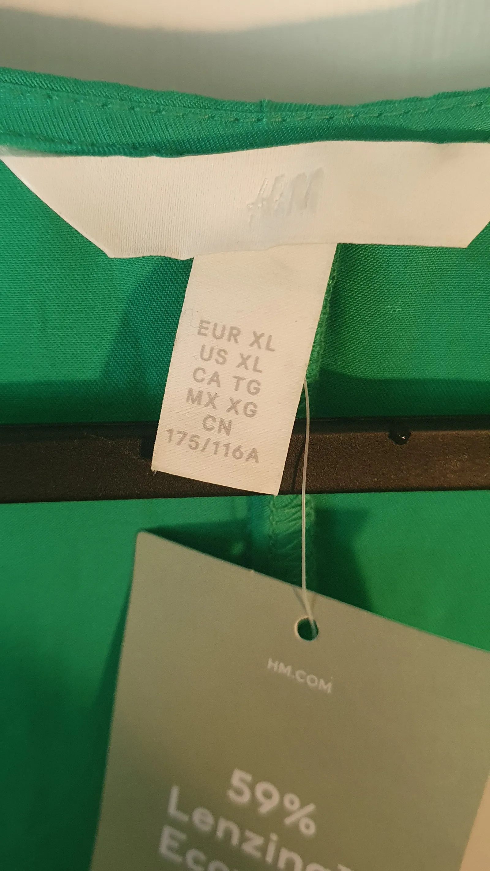 H&M H&M Dress Size XL / US 12-14 / IT 48-50 - 2 Thumbnail